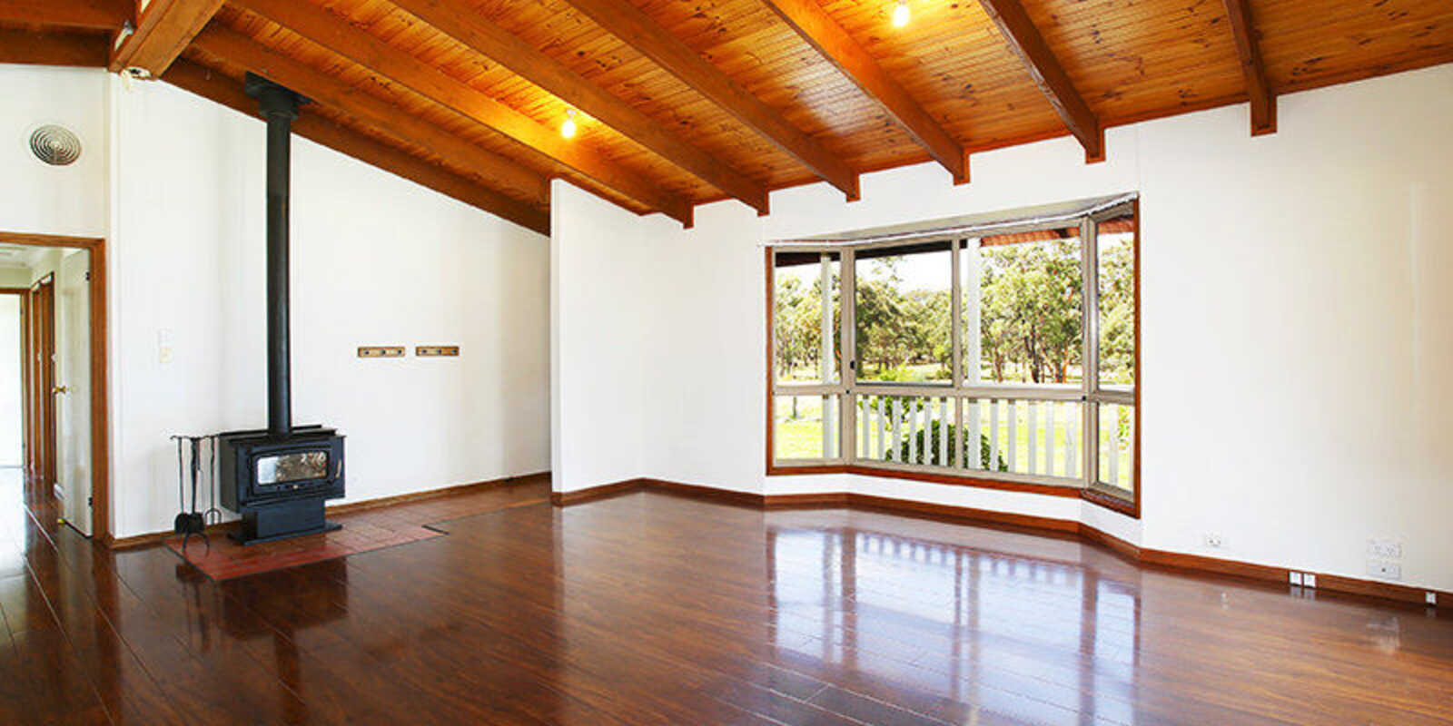 1111 Tugalong Road Canyonleigh 1111 Tugalong Road Canyonleigh