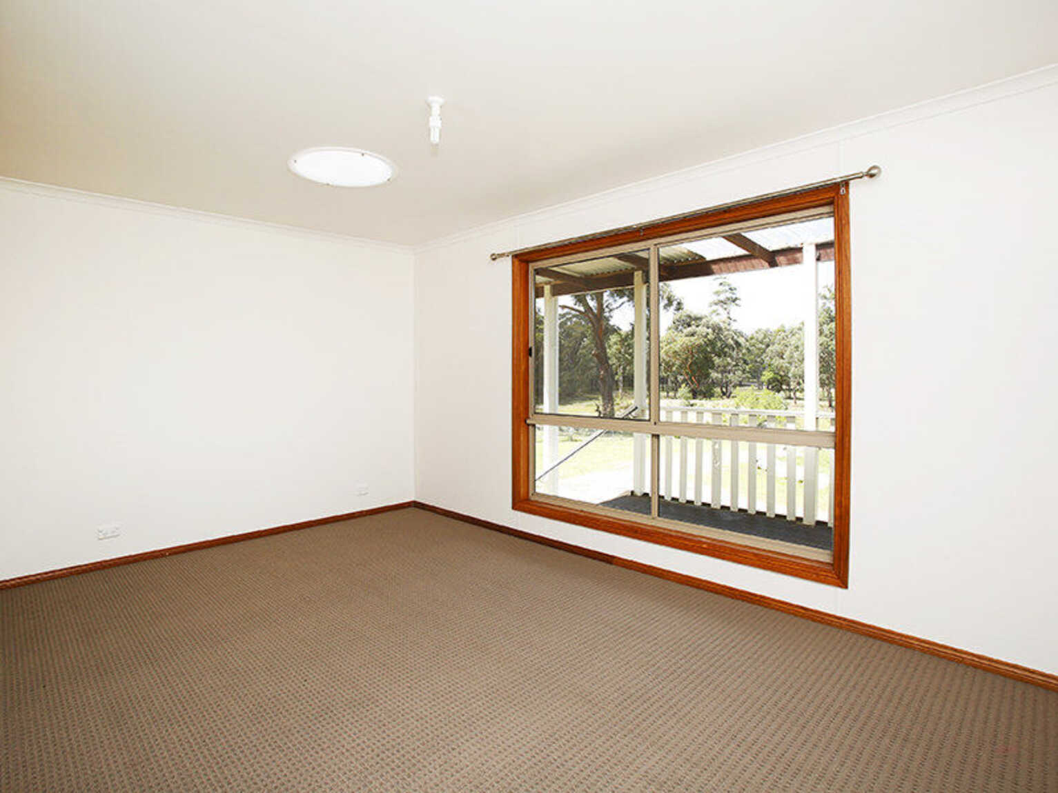 1111 Tugalong Road Canyonleigh 1111 Tugalong Road Canyonleigh