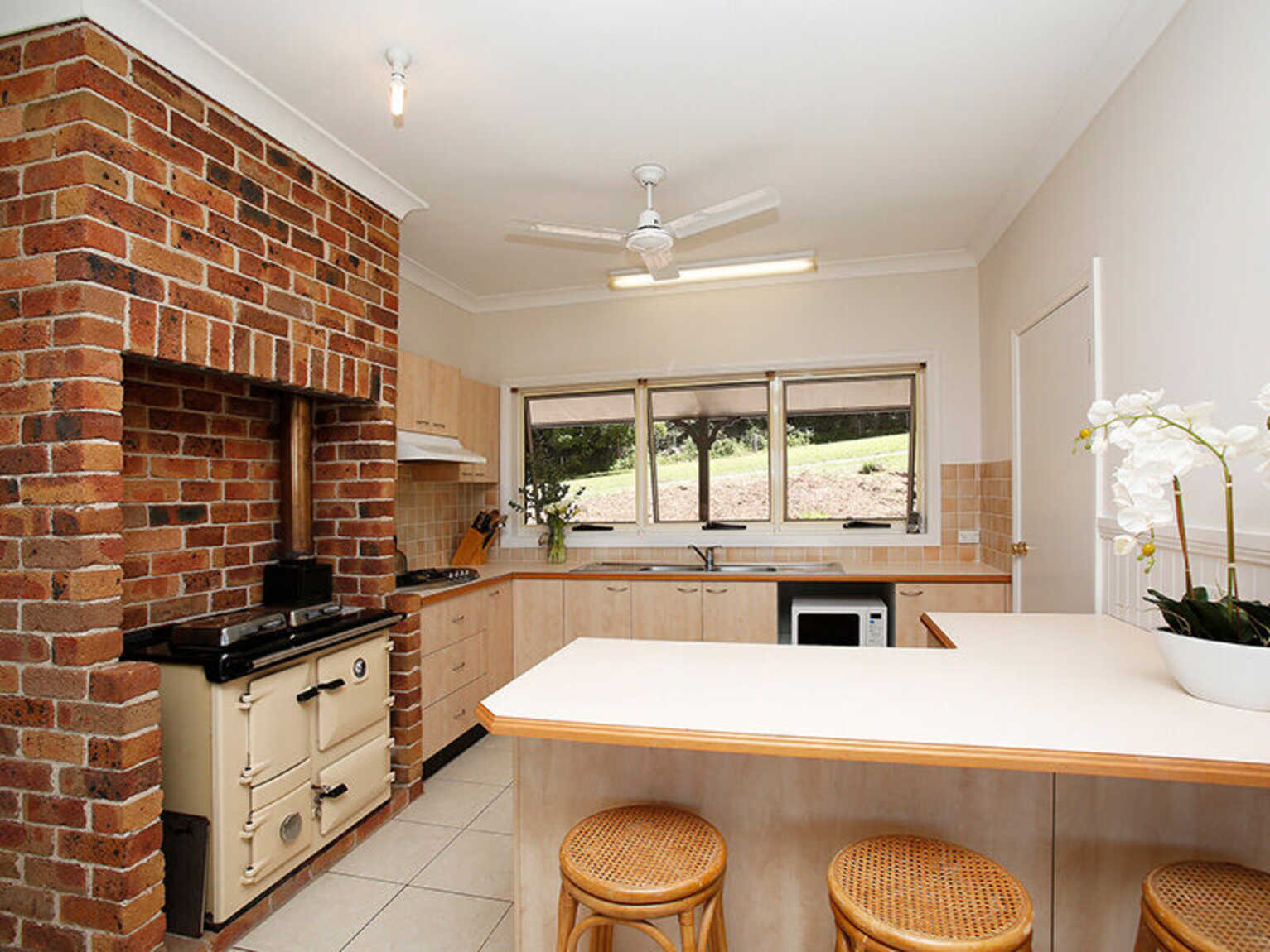 110 Hindmarsh Lane Robertson 110 Hindmarsh Lane Robertson