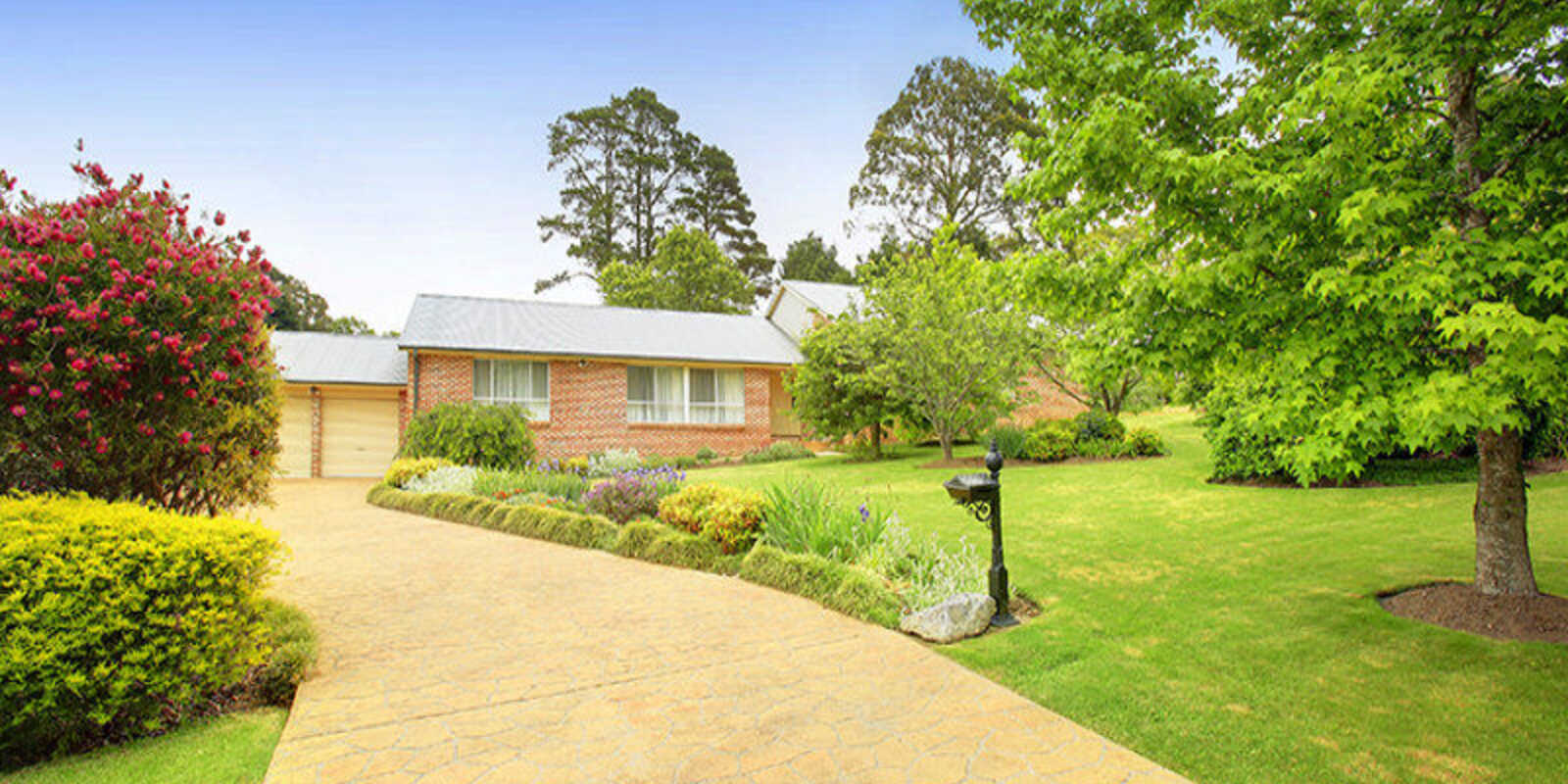 8 Cooke Place Moss Vale 8 Cooke Place Moss Vale