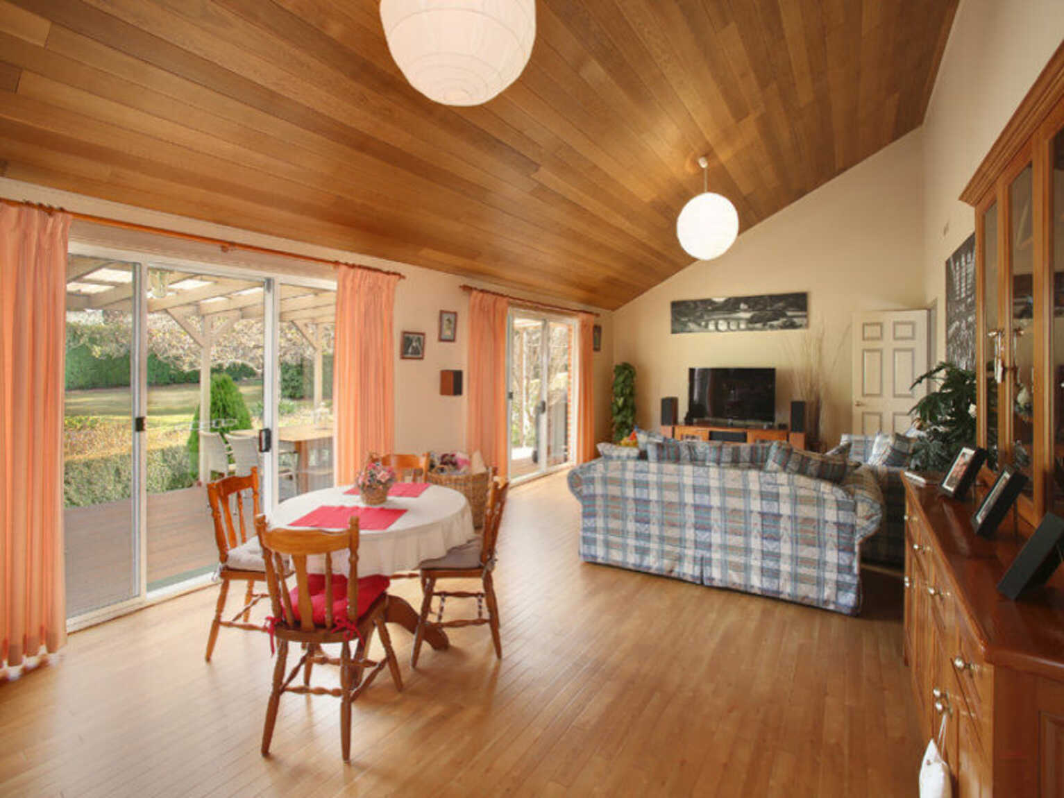 8 Cooke Place Moss Vale 8 Cooke Place Moss Vale