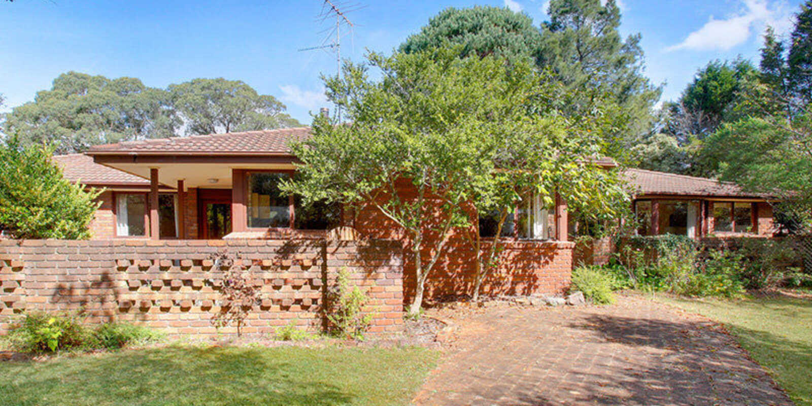 17 Hurlingham Avenue Burradoo 17 Hurlingham Avenue Burradoo