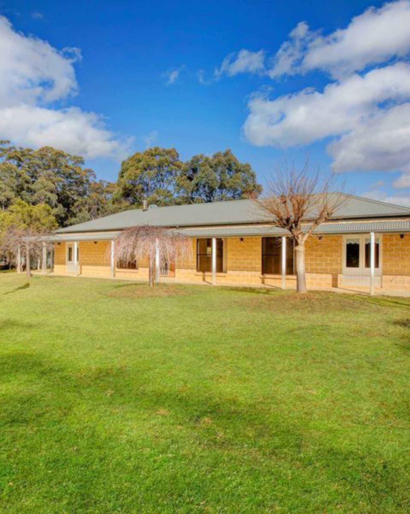 134 Teudts Road Penrose, Penrose - Image 1
