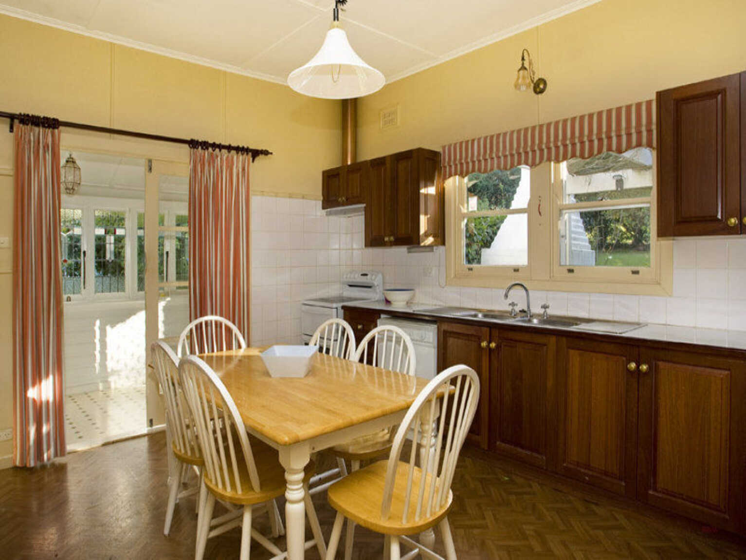 192 Werai Road Exeter 192 Werai Road Exeter