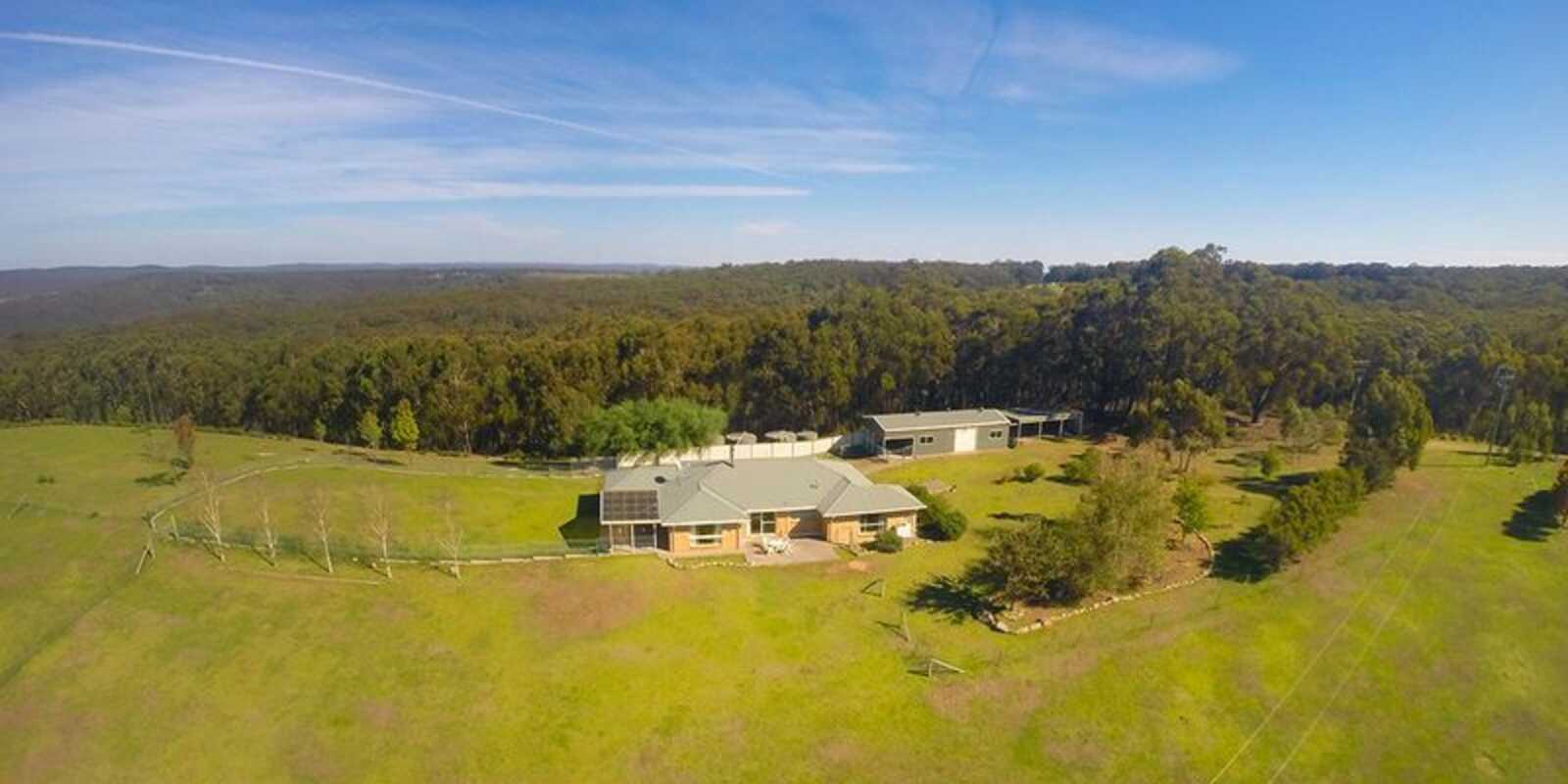 1669 Caoura Road Tallong