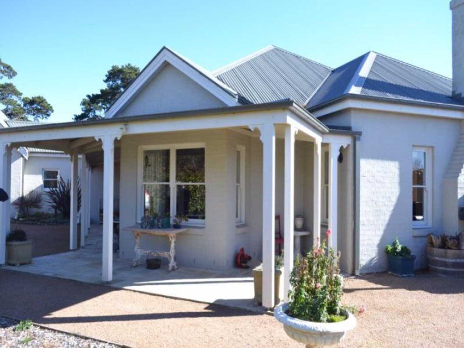 90 Yarrawa Road Moss Vale 90 Yarrawa Road Moss Vale
