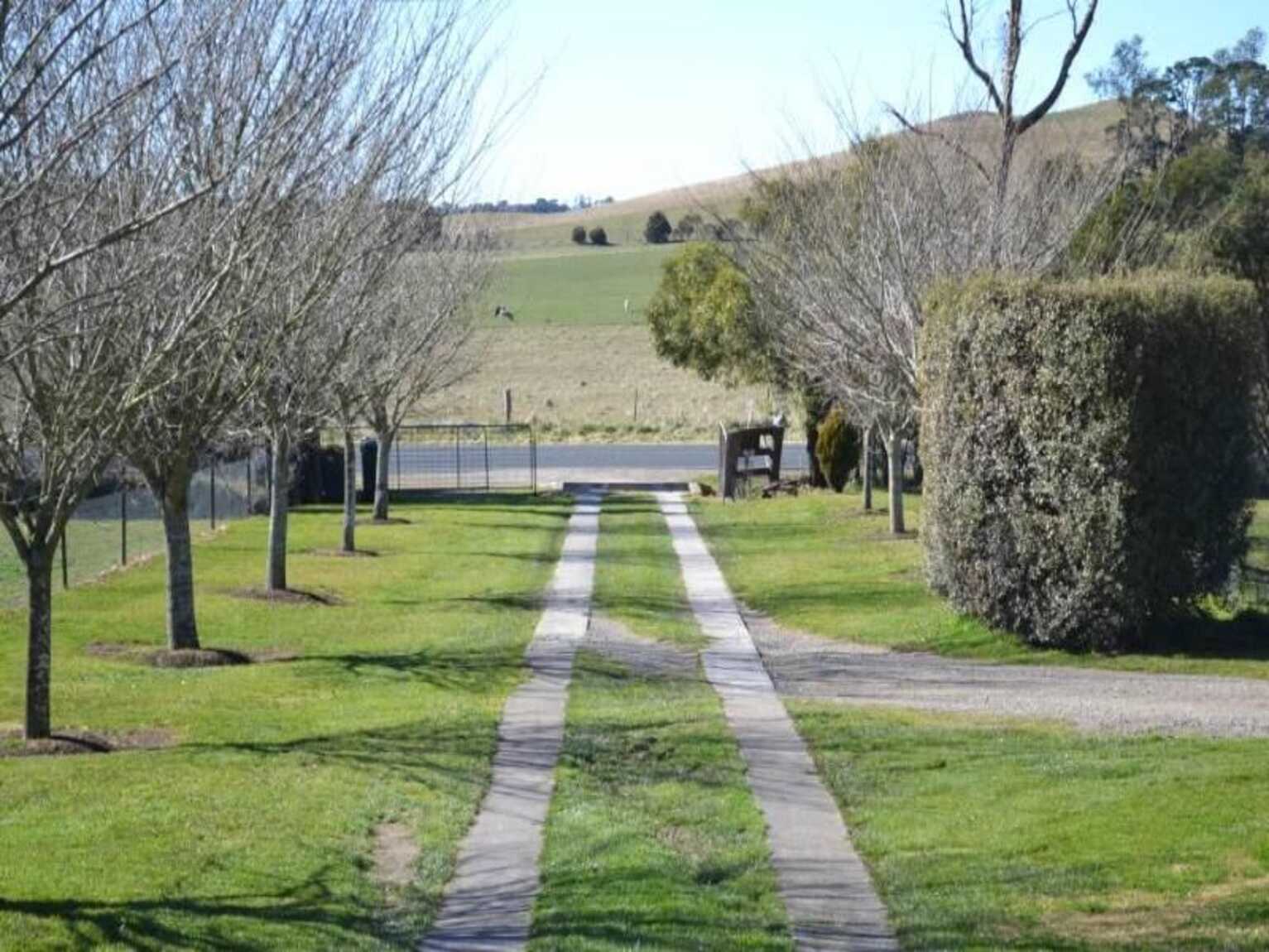 90 Yarrawa Road Moss Vale 90 Yarrawa Road Moss Vale