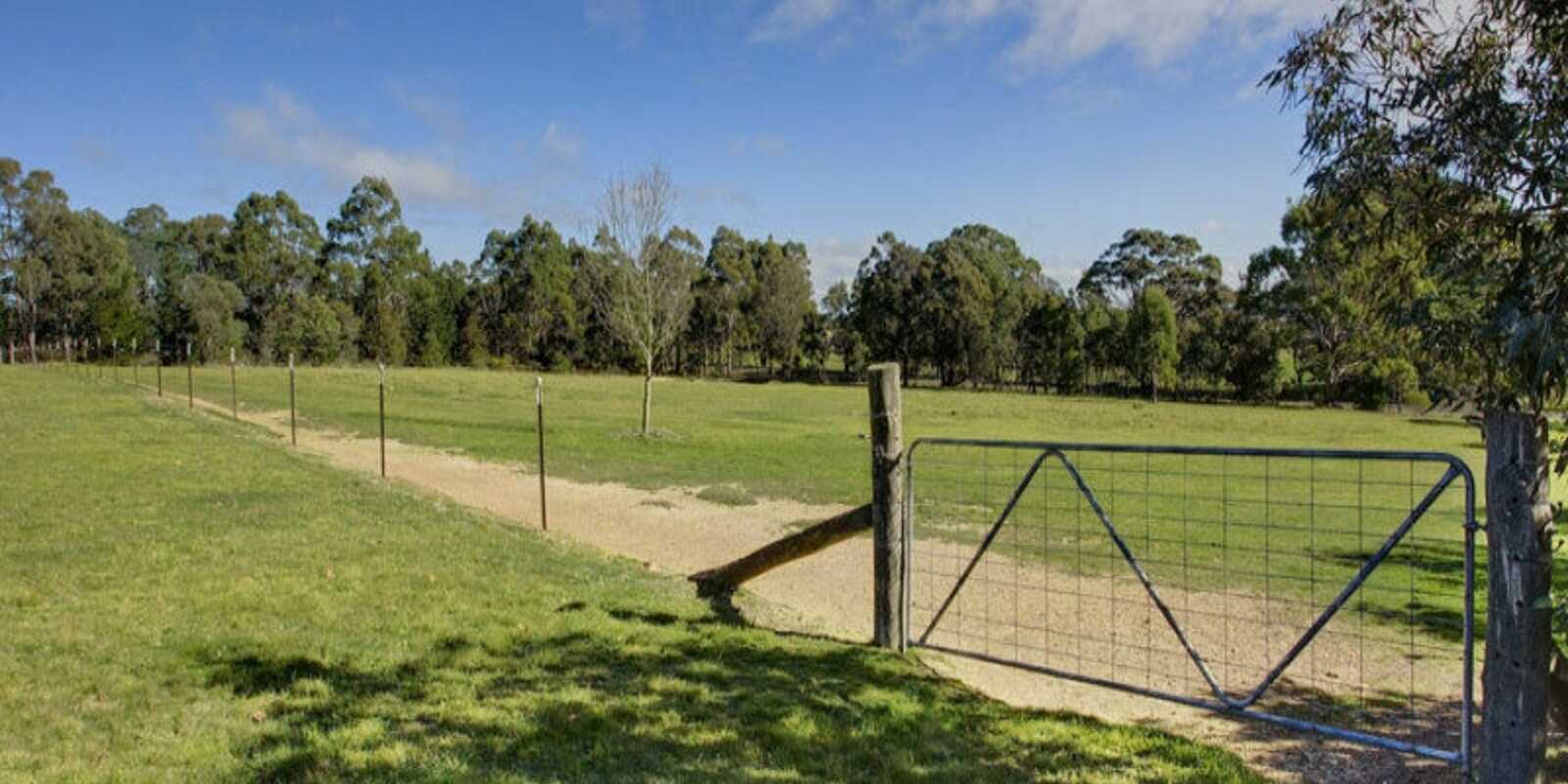 370 Hazelgrove Road Oberon 370 Hazelgrove Road Oberon