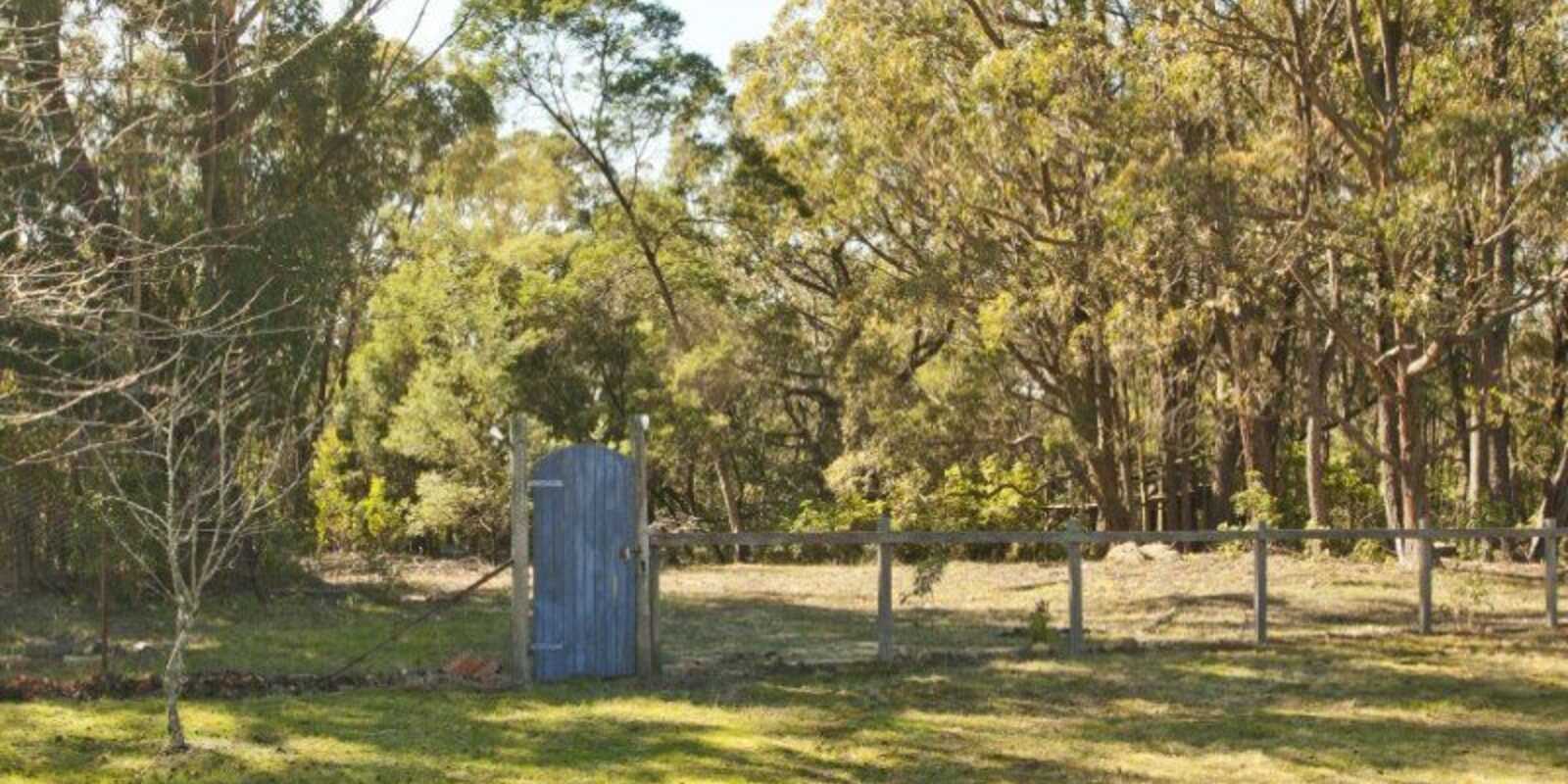 90 Corrie Road Alpine 90 Corrie Road Alpine
