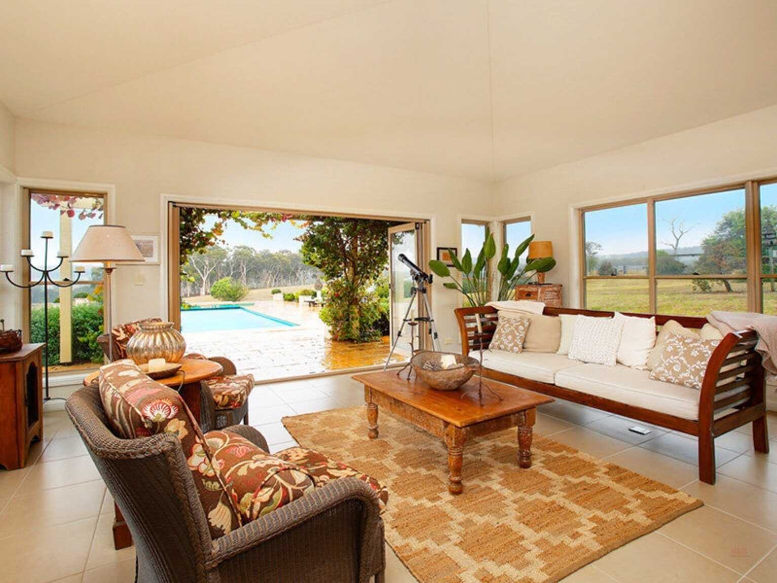 252 Inverary Road Canyonleigh 252 Inverary Road Canyonleigh