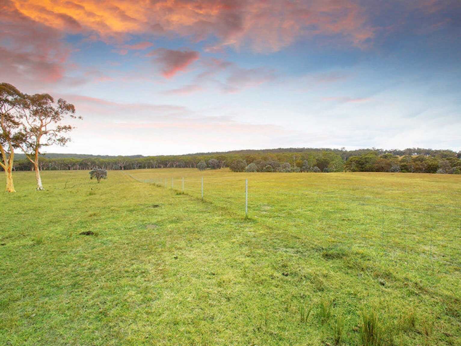 252 Inverary Road Canyonleigh 252 Inverary Road Canyonleigh