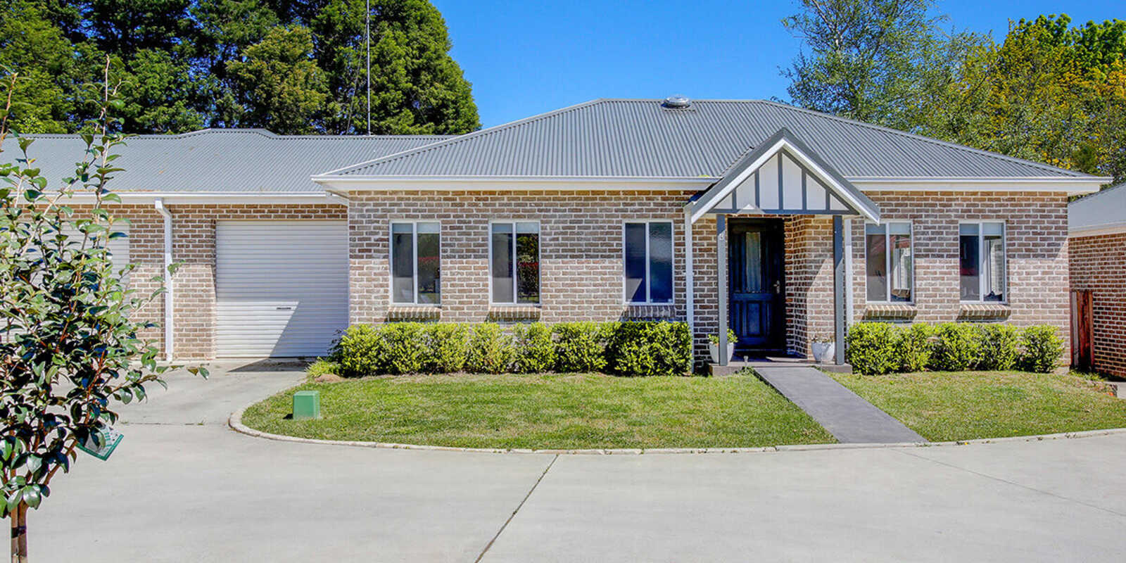 4/8 Hawkins Street Moss Vale