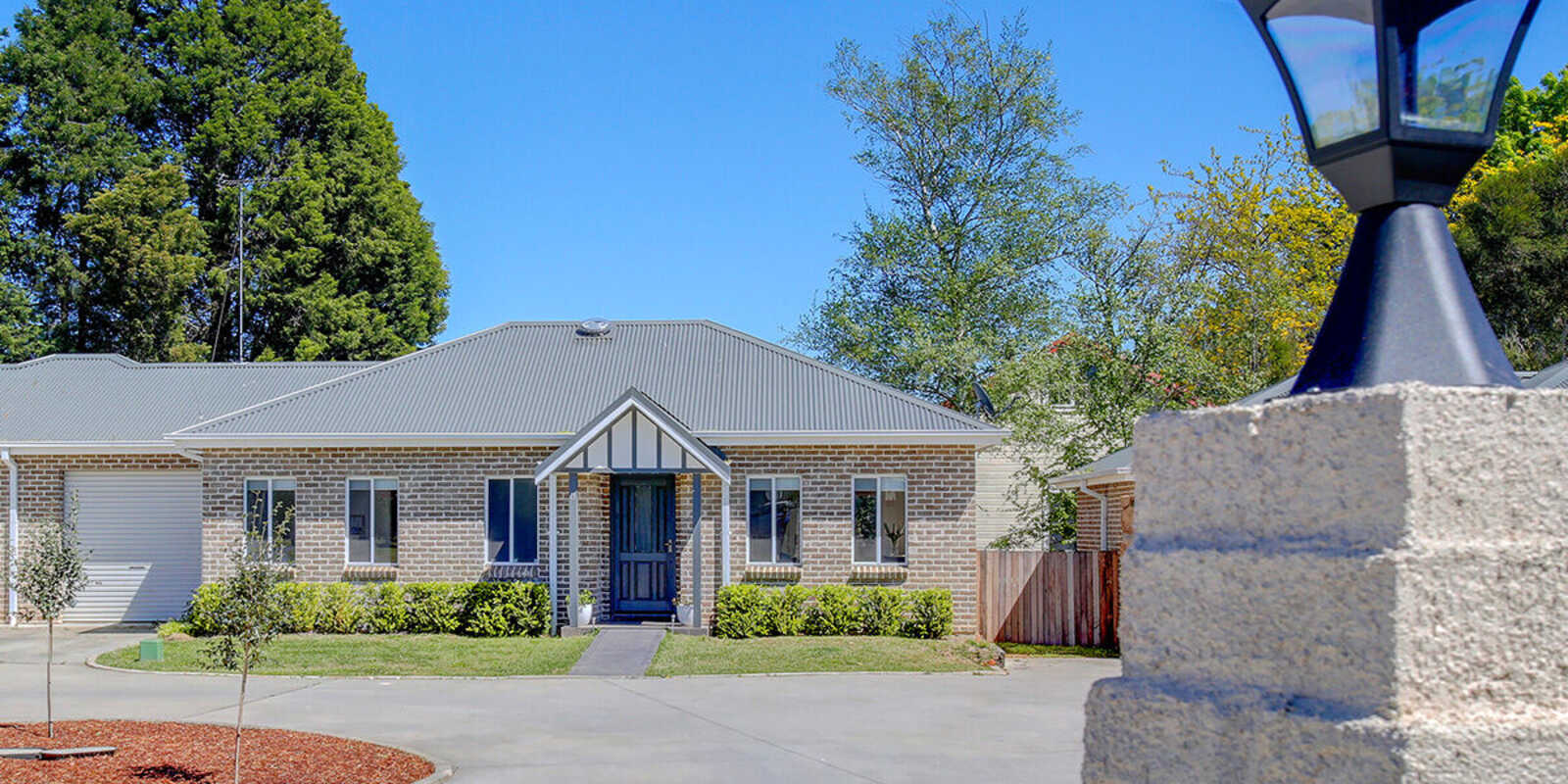 4/8 Hawkins Street Moss Vale