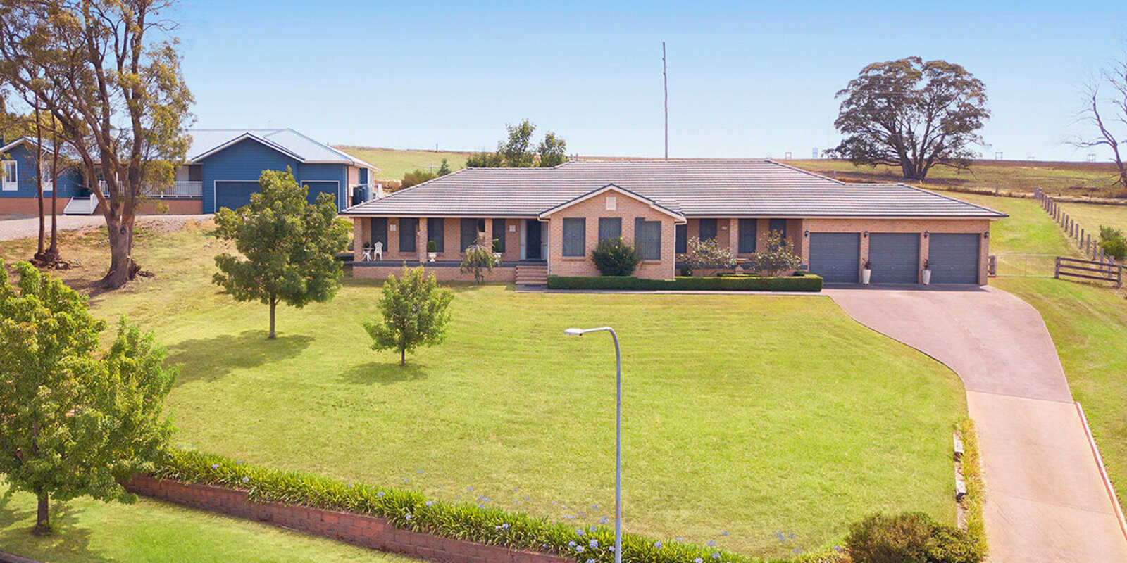 10 Windsor Crescent Moss Vale