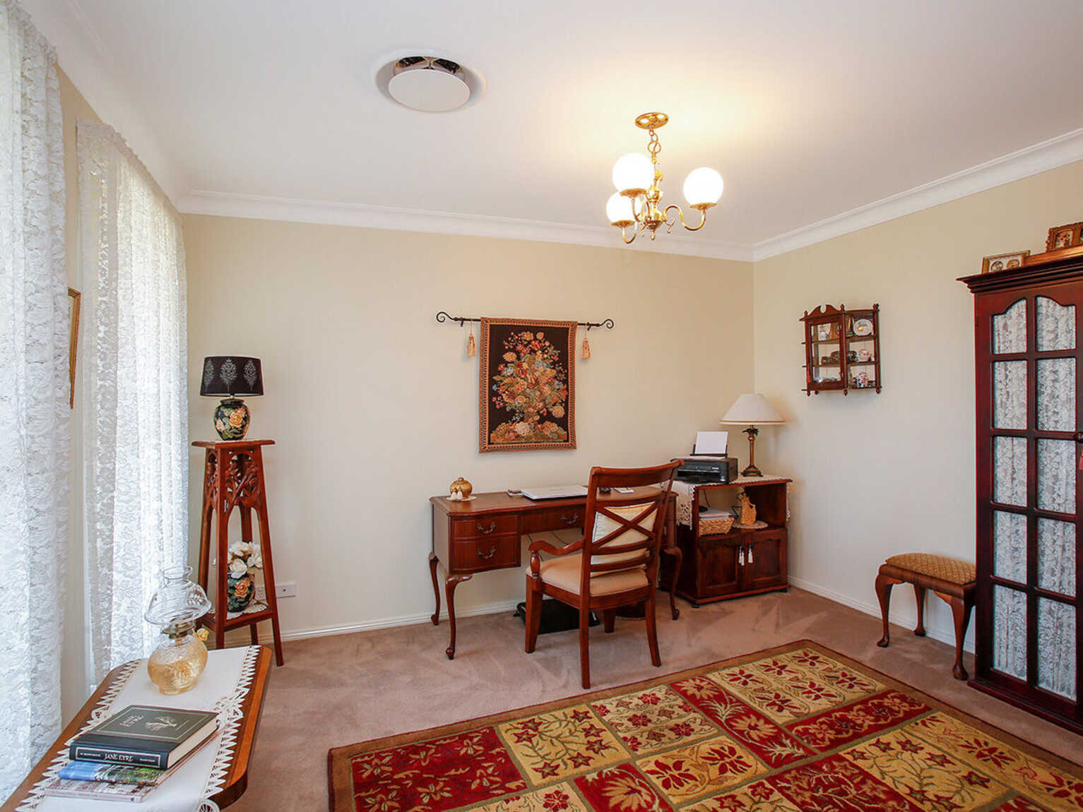 10 Windsor Crescent Moss Vale