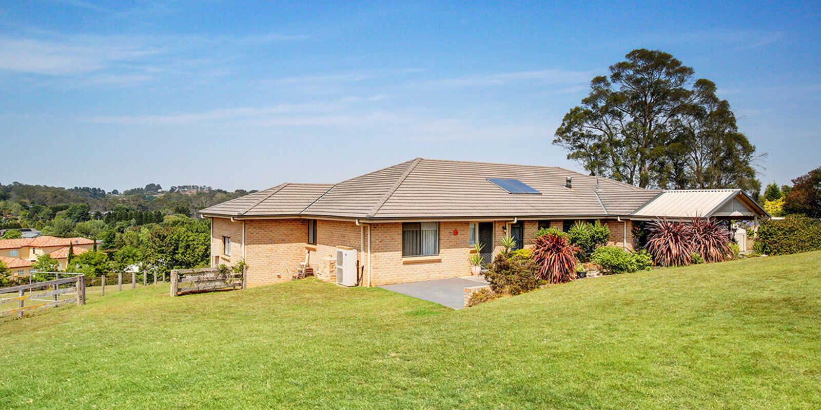 10 Windsor Crescent Moss Vale