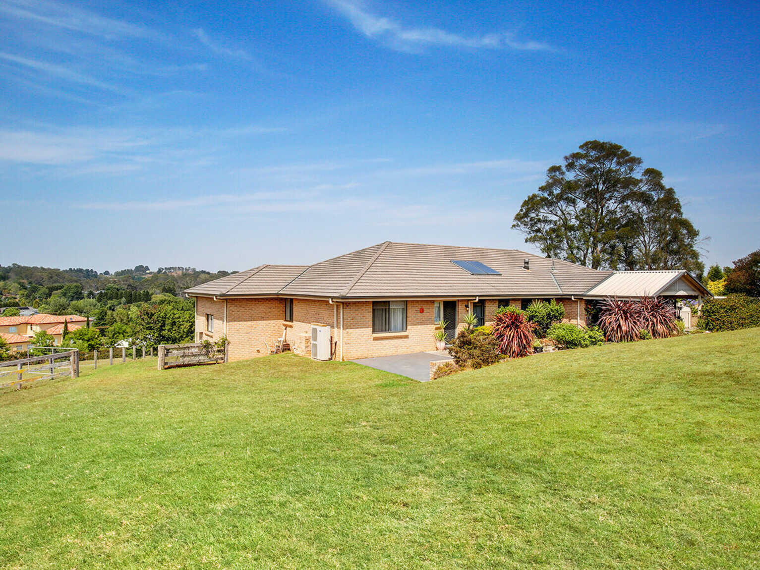 10 Windsor Crescent Moss Vale