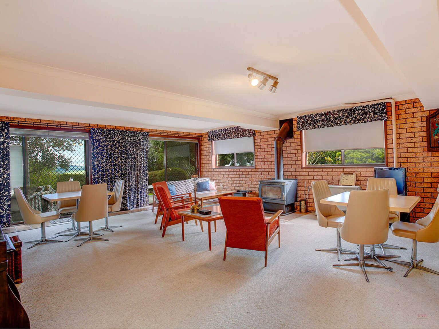 23 - 25 Dengate Crescent Moss Vale 23 - 25 Dengate Crescent Moss Vale