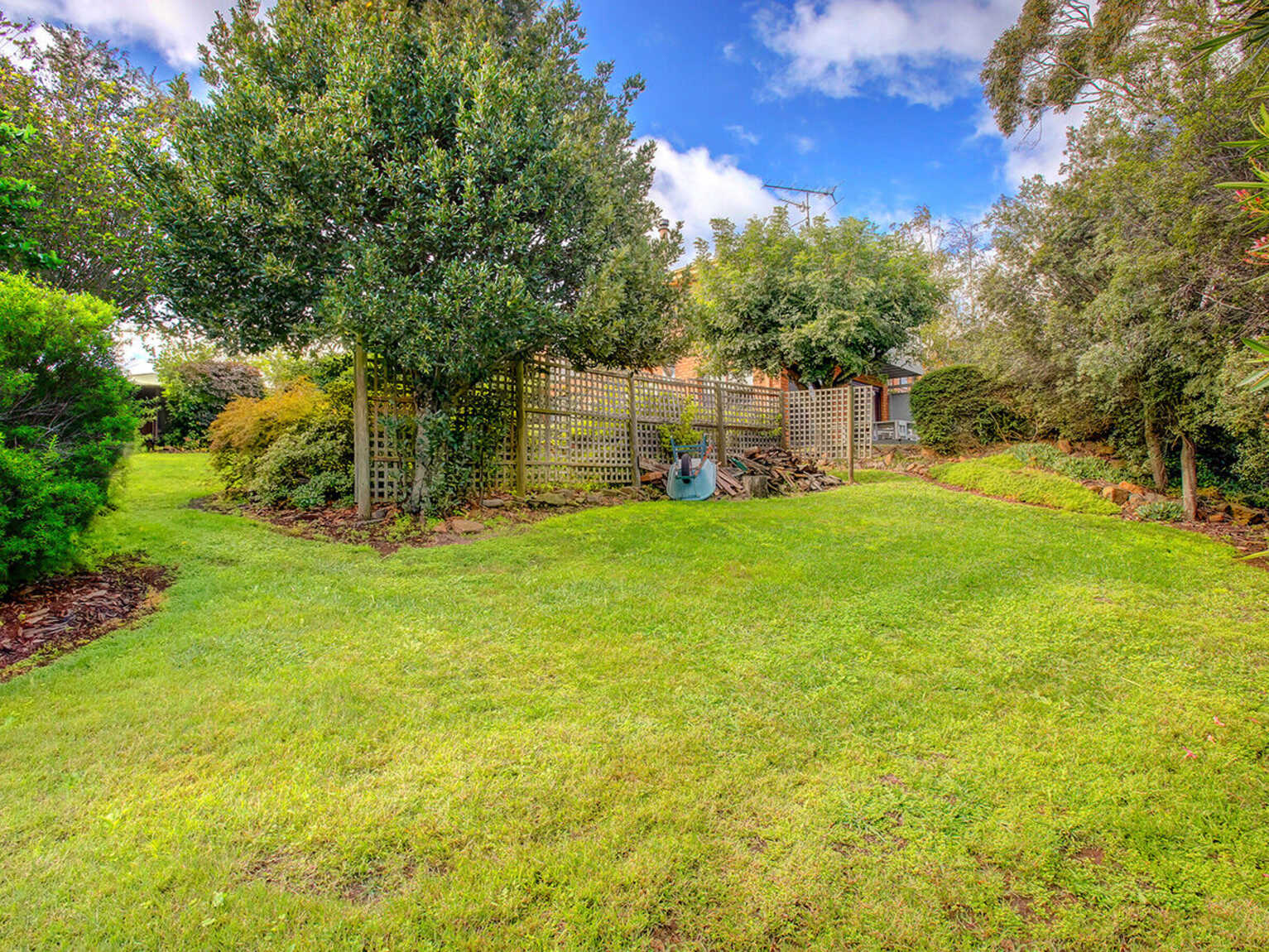 23 - 25 Dengate Crescent Moss Vale 23 - 25 Dengate Crescent Moss Vale