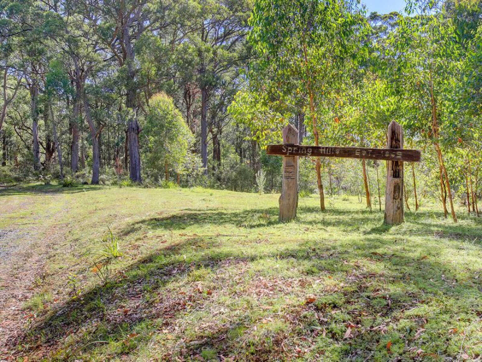 209 Spring Hills Road Meryla 209 Spring Hills Road Meryla