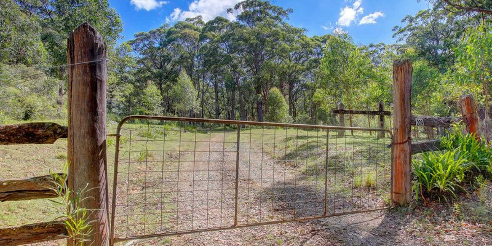 209 Spring Hills Road Meryla 209 Spring Hills Road Meryla