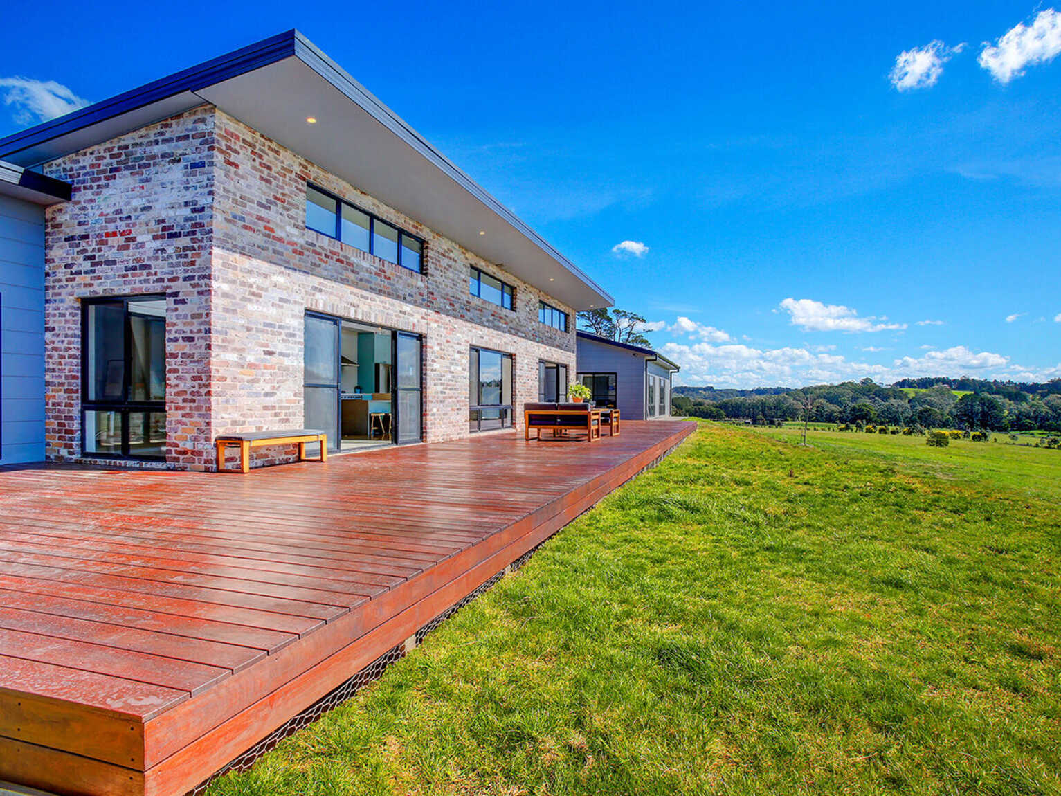 76 Ringwood Lane Exeter