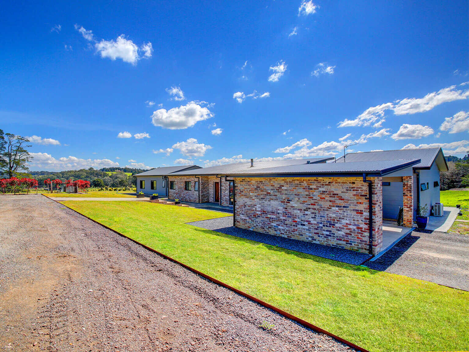 76 Ringwood Lane Exeter