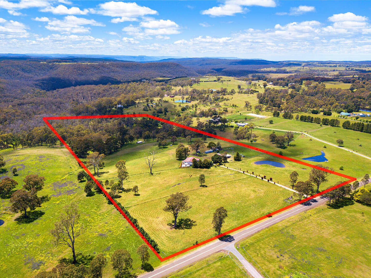 705 Caoura Road Tallong
