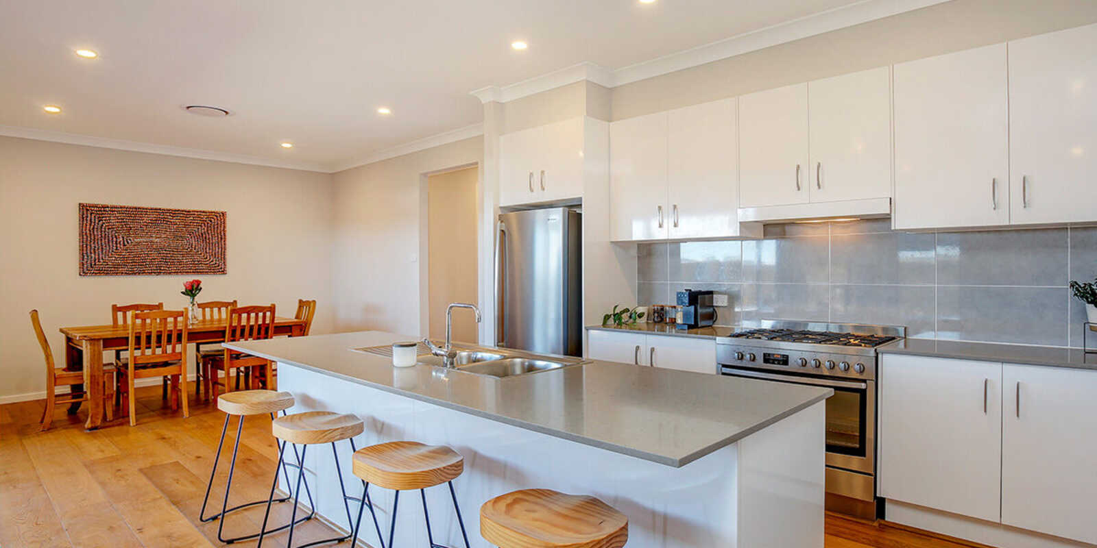 82 Broughton Street Moss Vale 82 Broughton Street Moss Vale