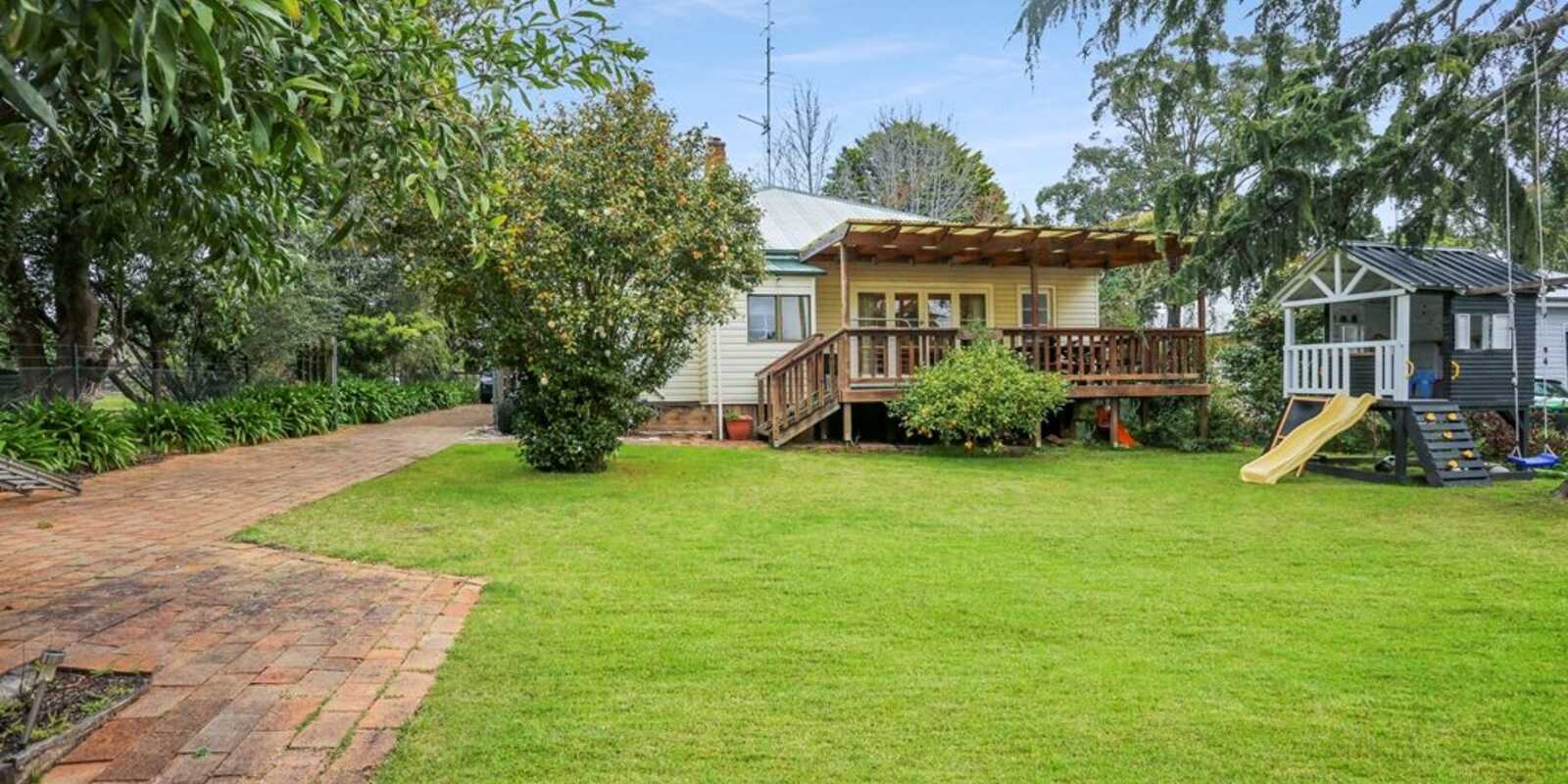 8 Rosenthal Avenue Bundanoon 8 Rosenthal Avenue Bundanoon