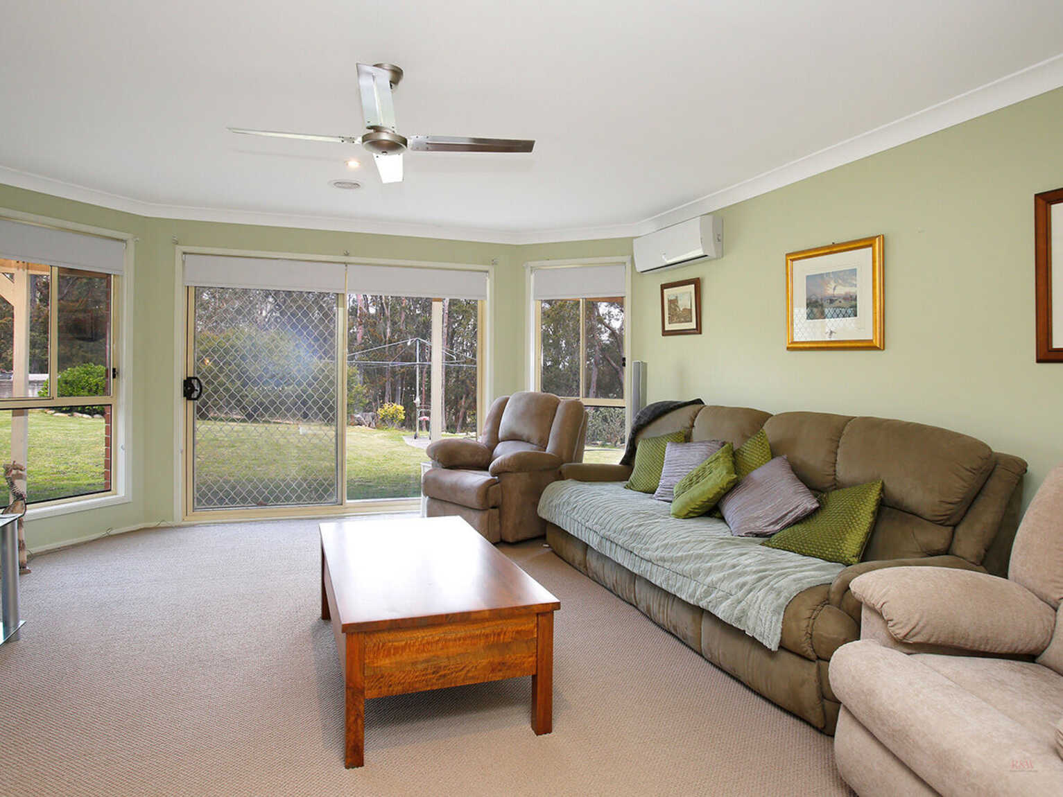 10 Stringy Bark Avenue Tallong