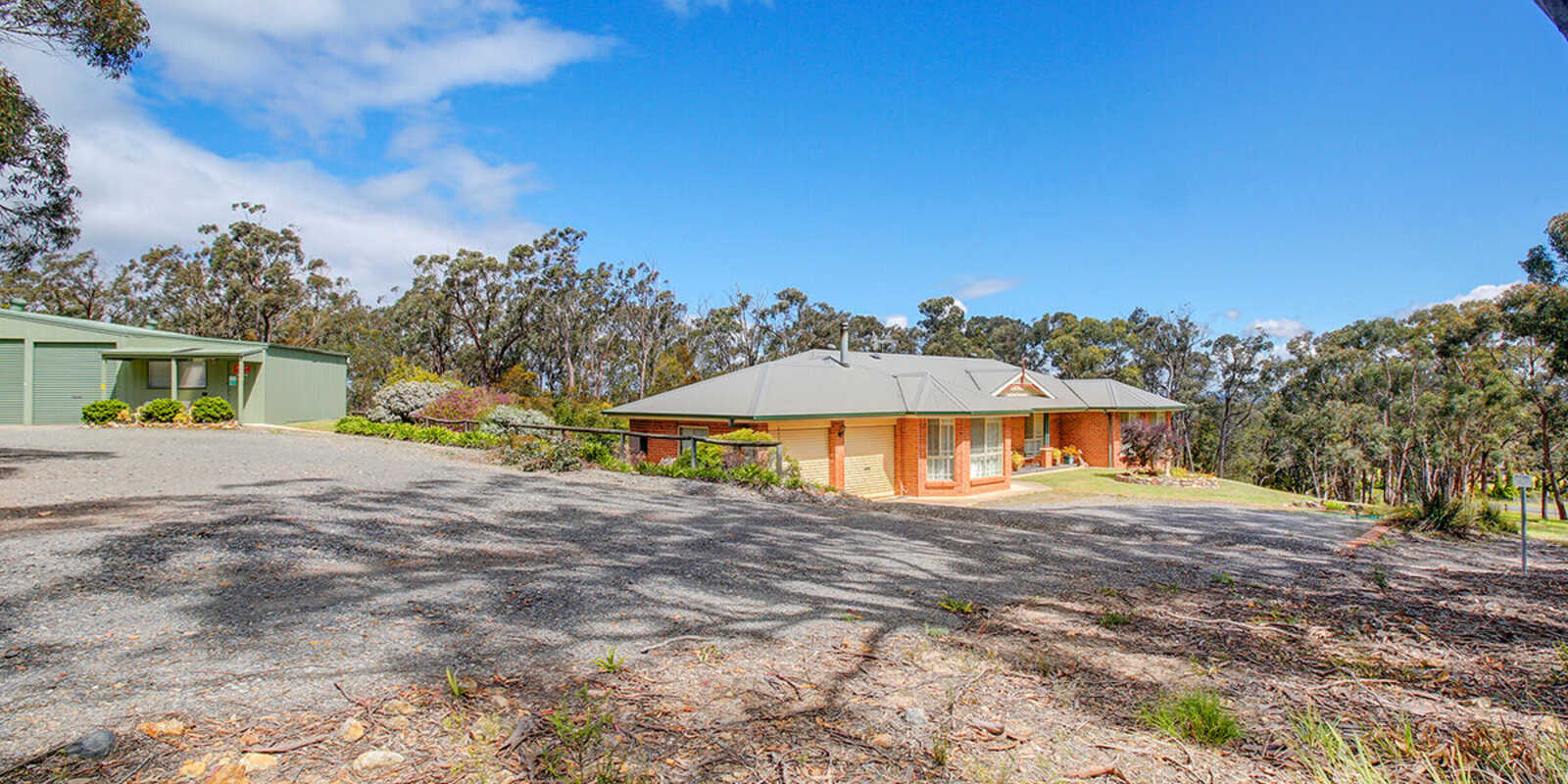 10 Stringy Bark Avenue Tallong