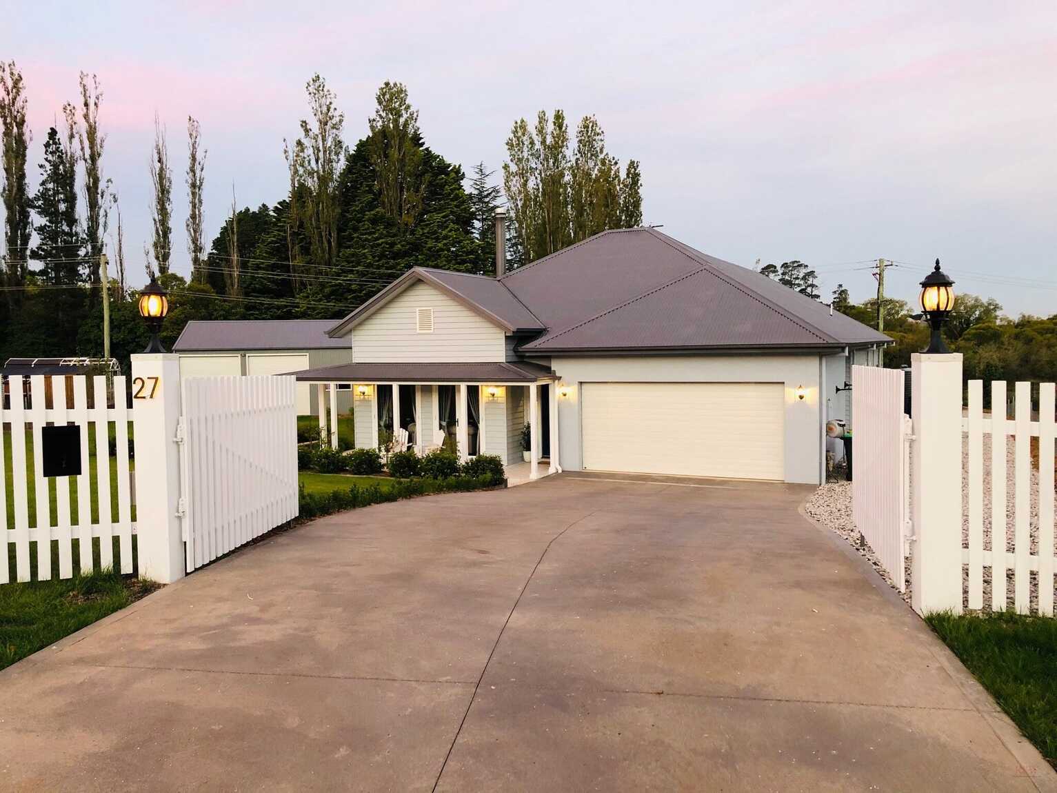 27 Torulosa Drive Moss Vale 27 Torulosa Drive Moss Vale