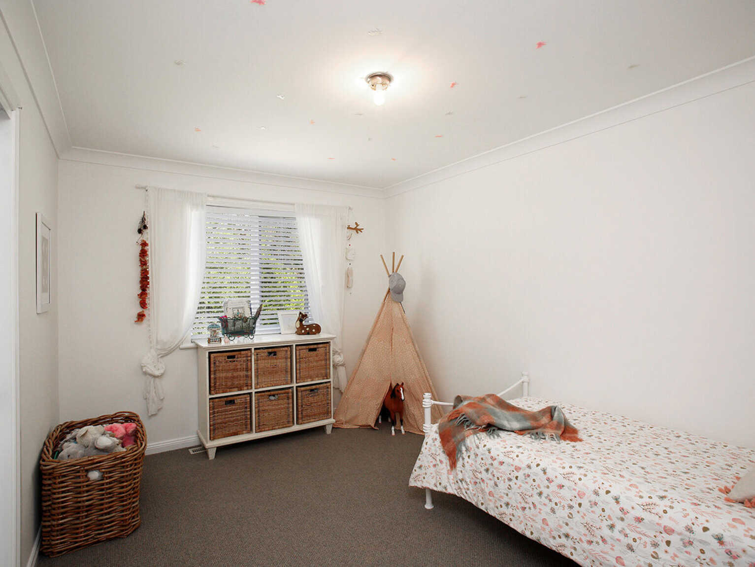 8 Sheil Place Exeter
