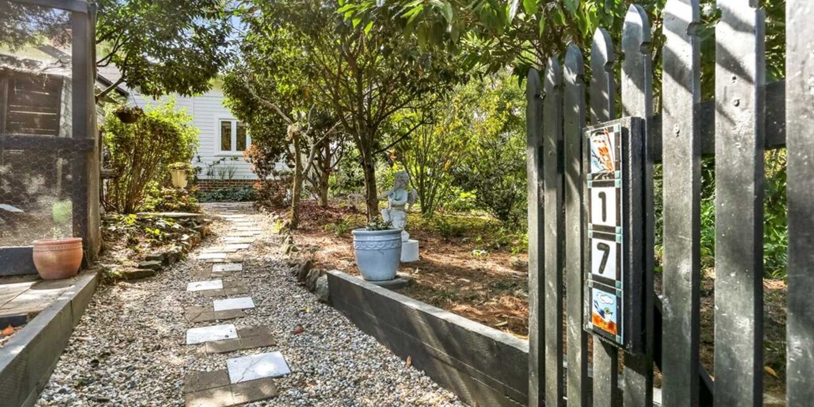 15 - 17 Penrose Road Bundanoon 15 - 17 Penrose Road Bundanoon