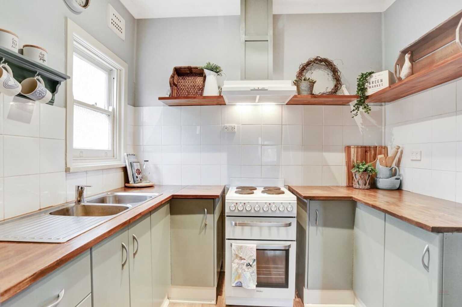 94 Railway Avenue Tallong