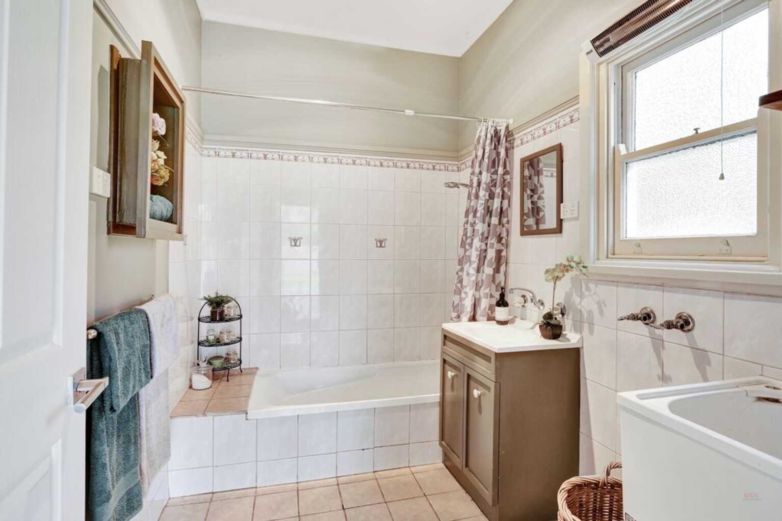 94 Railway Avenue Tallong