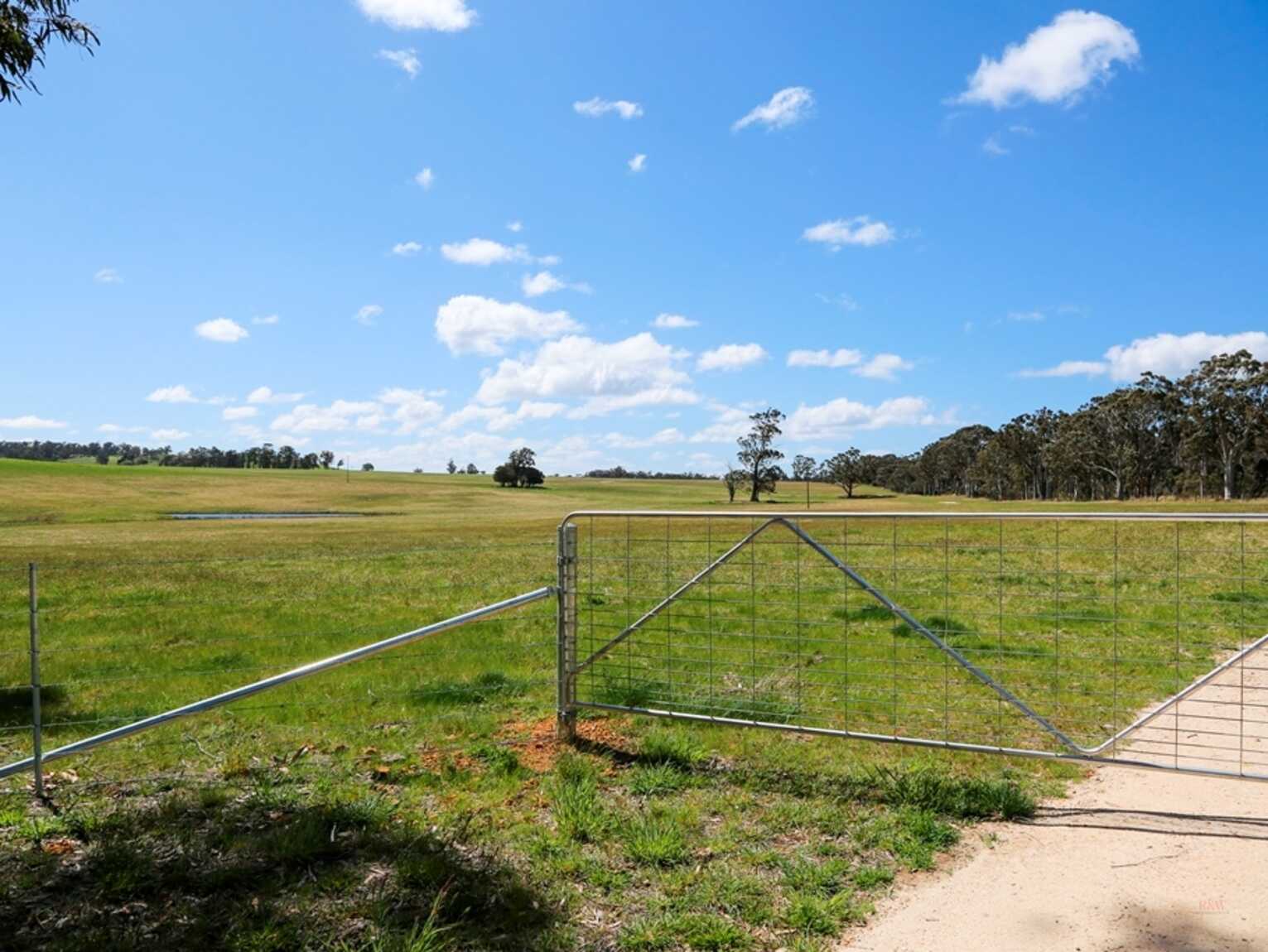 60 Wanganderry Road High Range 60 Wanganderry Road High Range