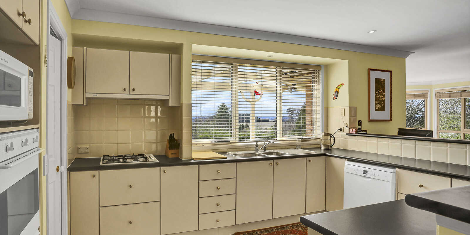 19 Yarwood Drive Exeter 19 Yarwood Drive Exeter