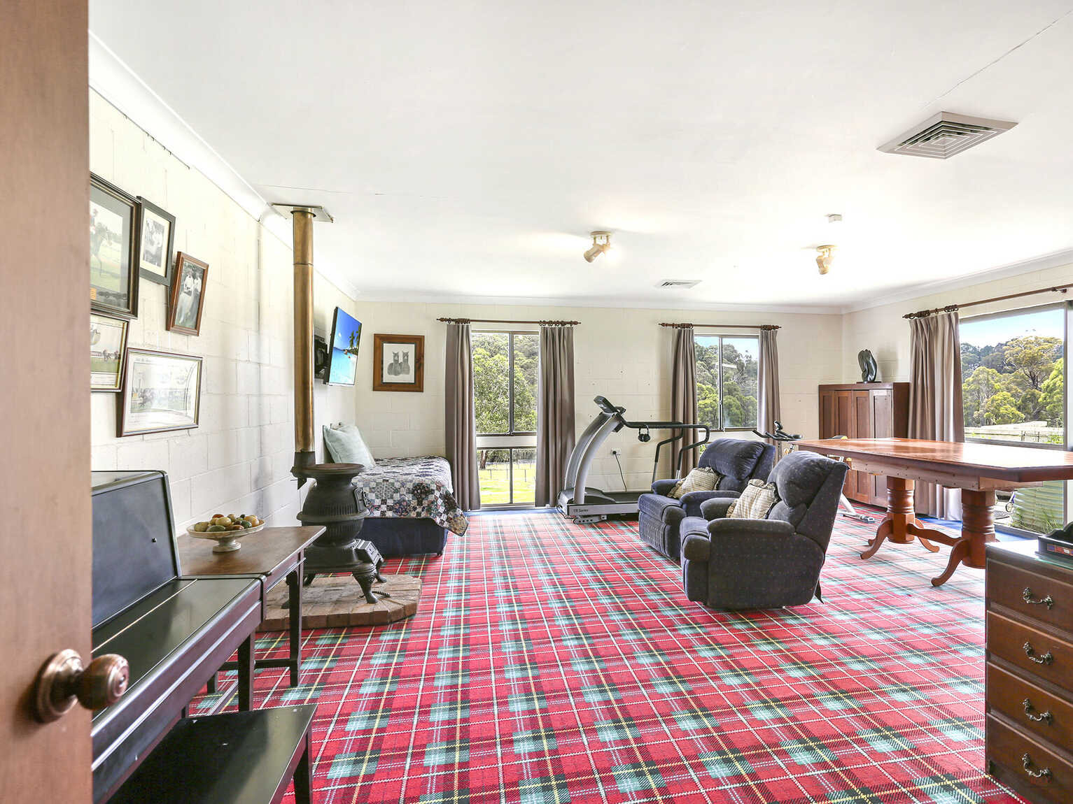 155 Foxgrove Road Canyonleigh 155 Foxgrove Road Canyonleigh