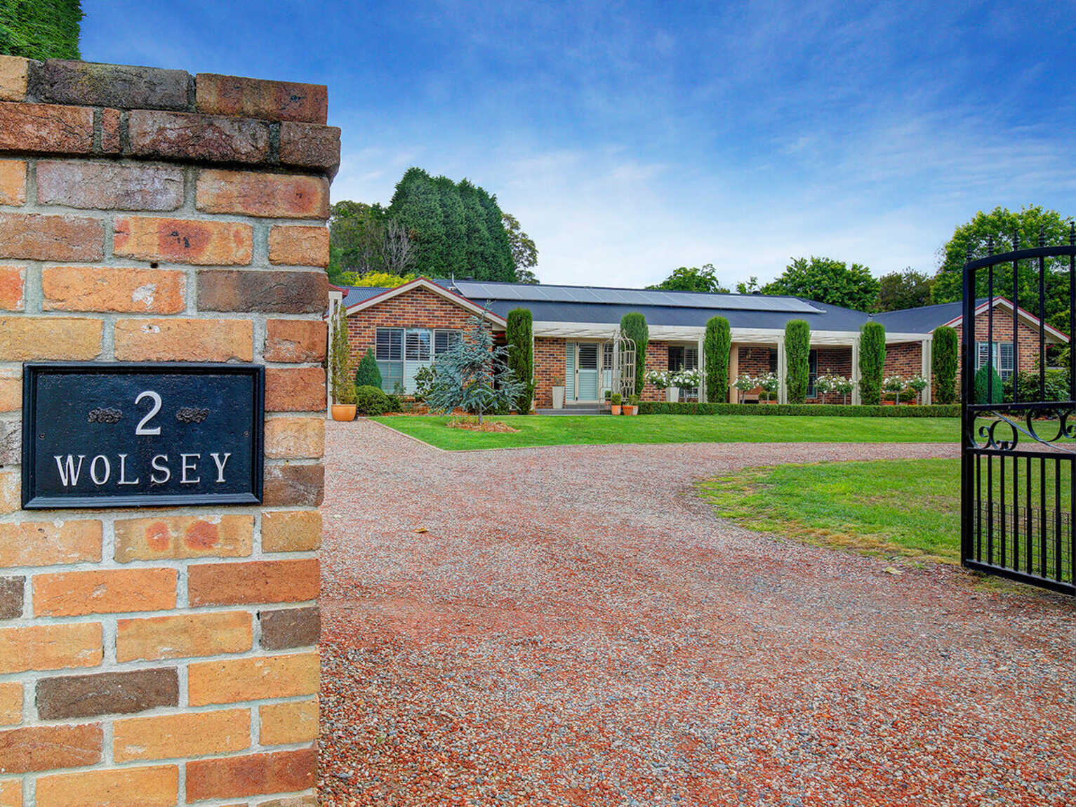 2 Hampton Crt Moss Vale 2 Hampton Crt Moss Vale
