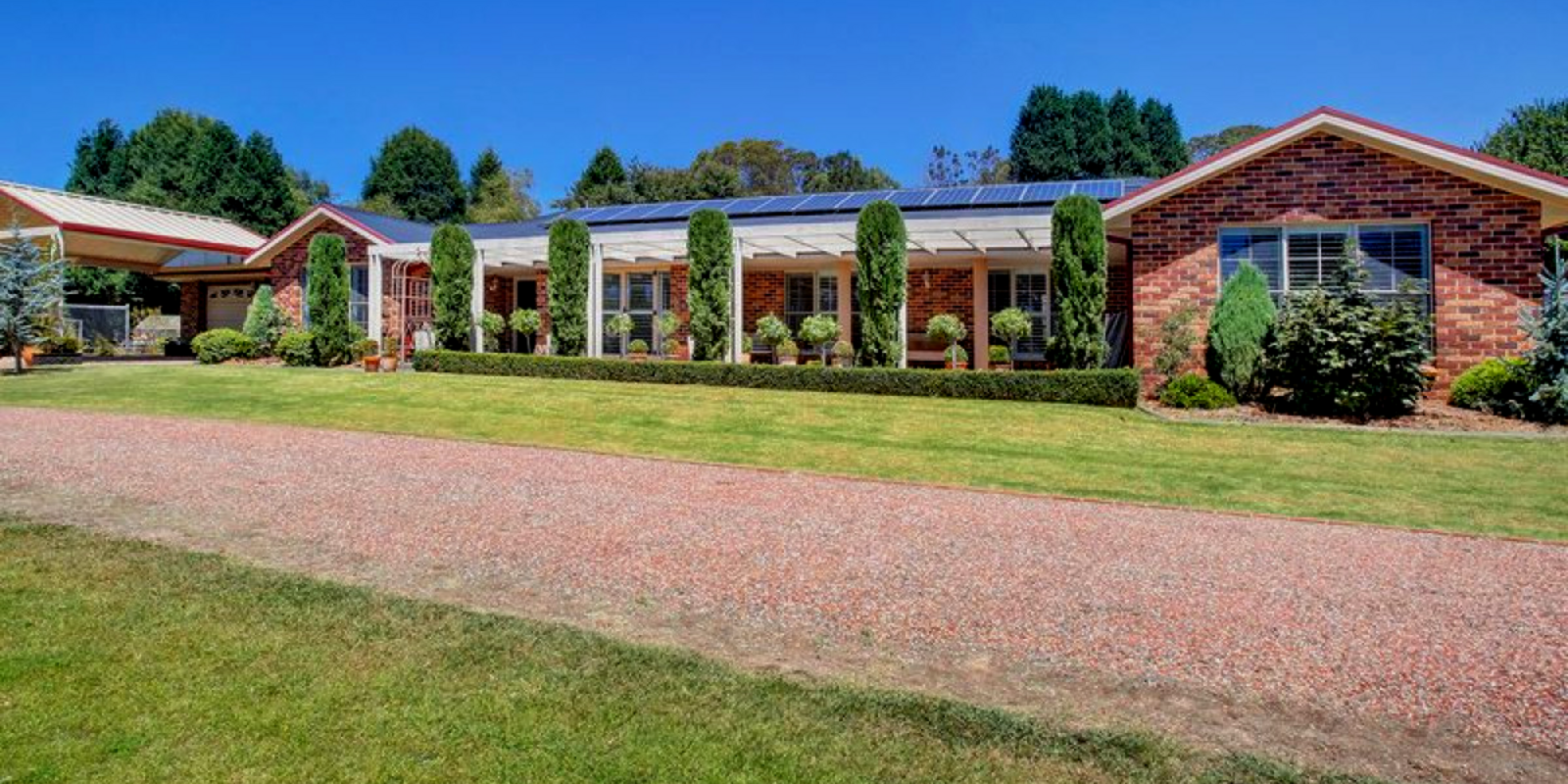 2 Hampton Crt Moss Vale 2 Hampton Crt Moss Vale
