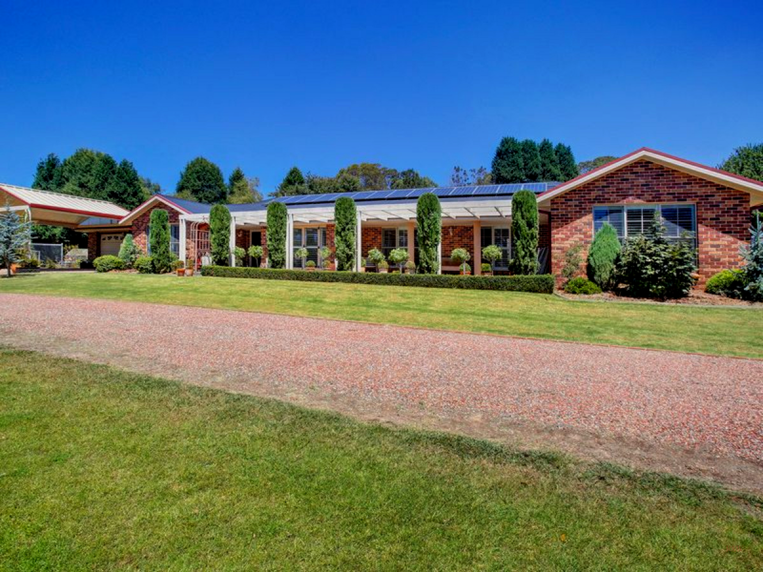2 Hampton Crt Moss Vale 2 Hampton Crt Moss Vale