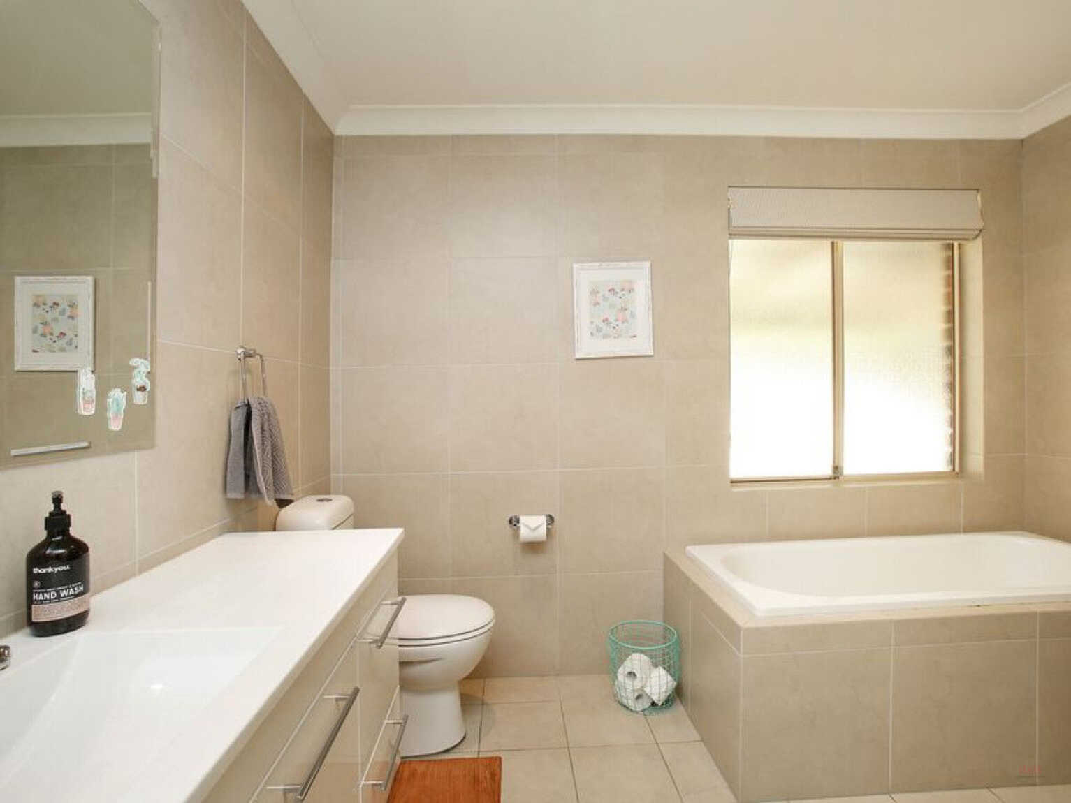 2 Hampton Crt Moss Vale 2 Hampton Crt Moss Vale