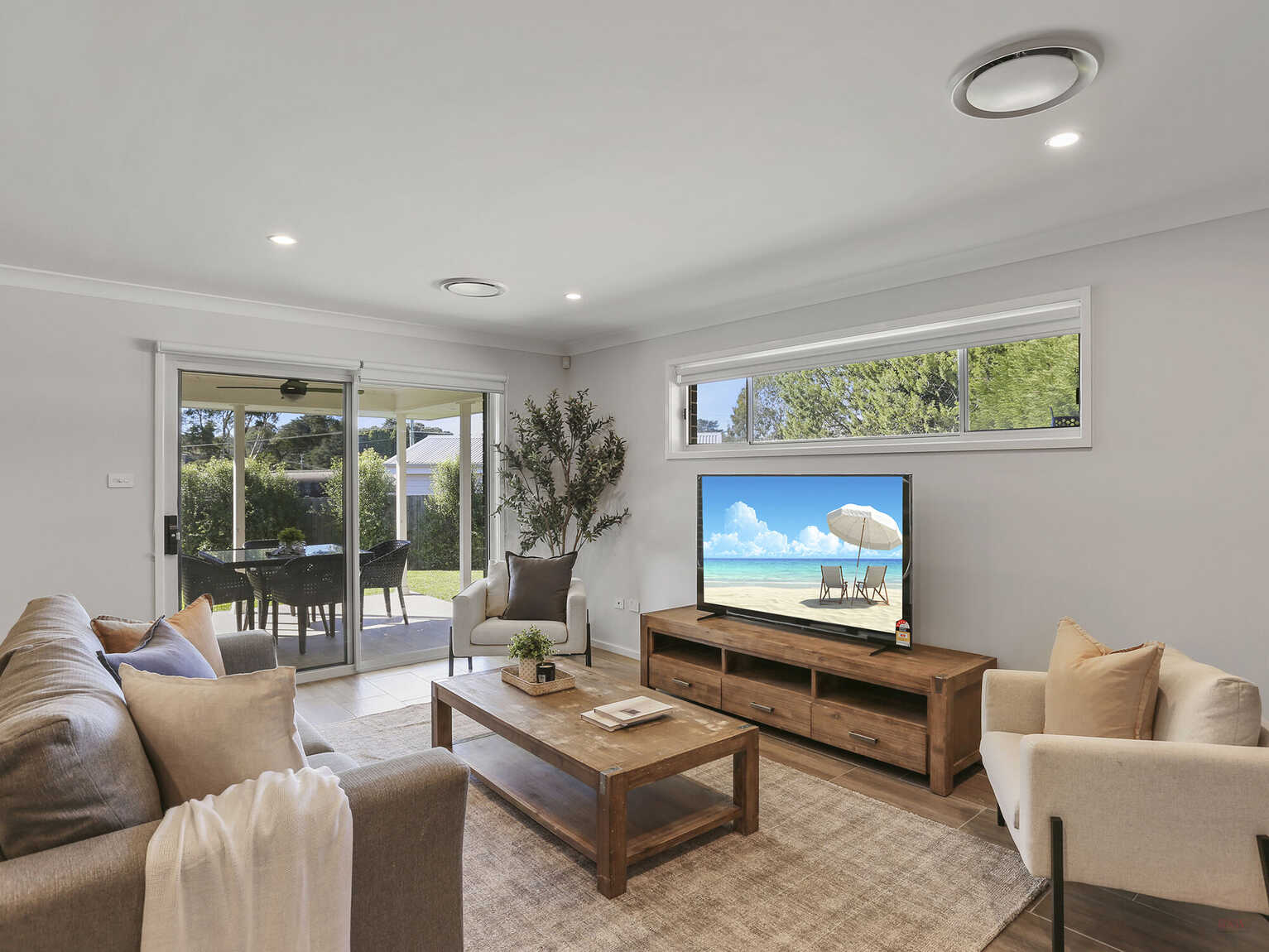 52 & 52a Yarrawa Street Moss Vale 52 & 52a Yarrawa Street Moss Vale