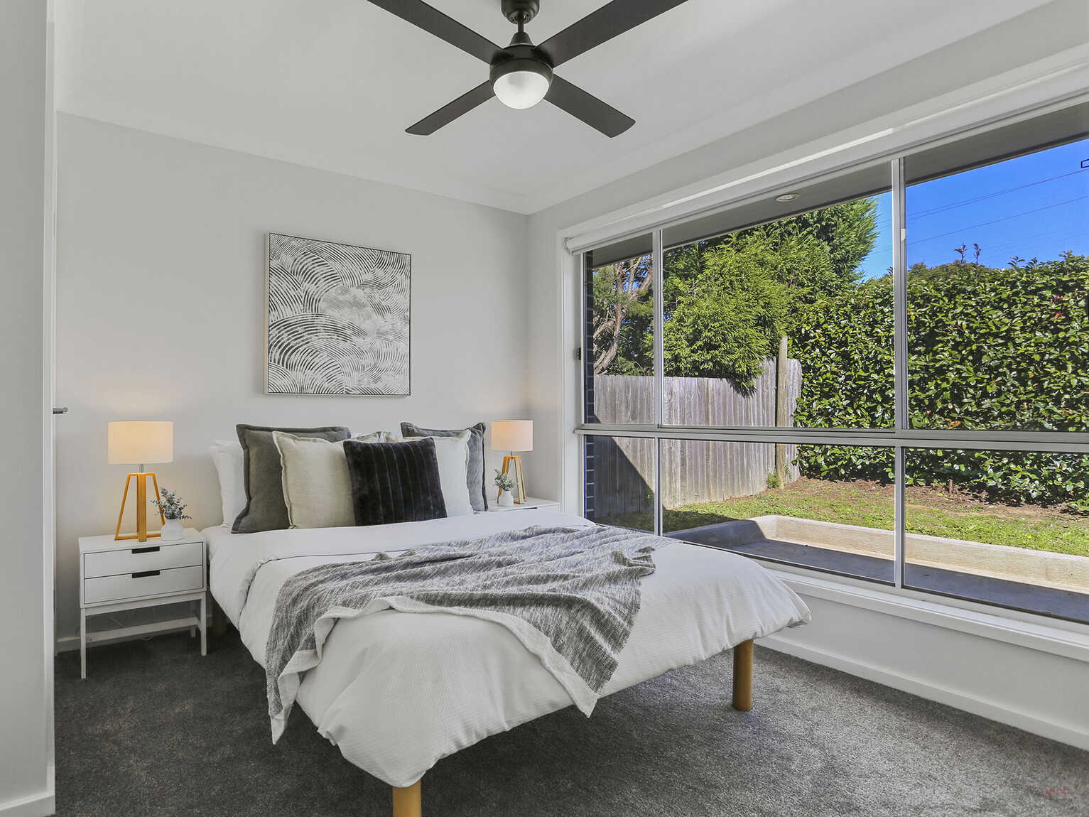 52 & 52a Yarrawa Street Moss Vale 52 & 52a Yarrawa Street Moss Vale