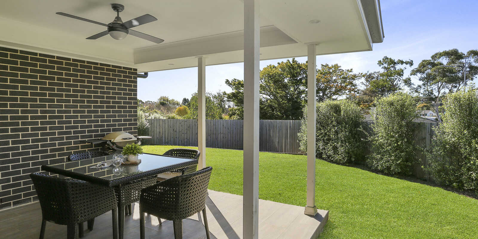 52 & 52a Yarrawa Street Moss Vale 52 & 52a Yarrawa Street Moss Vale