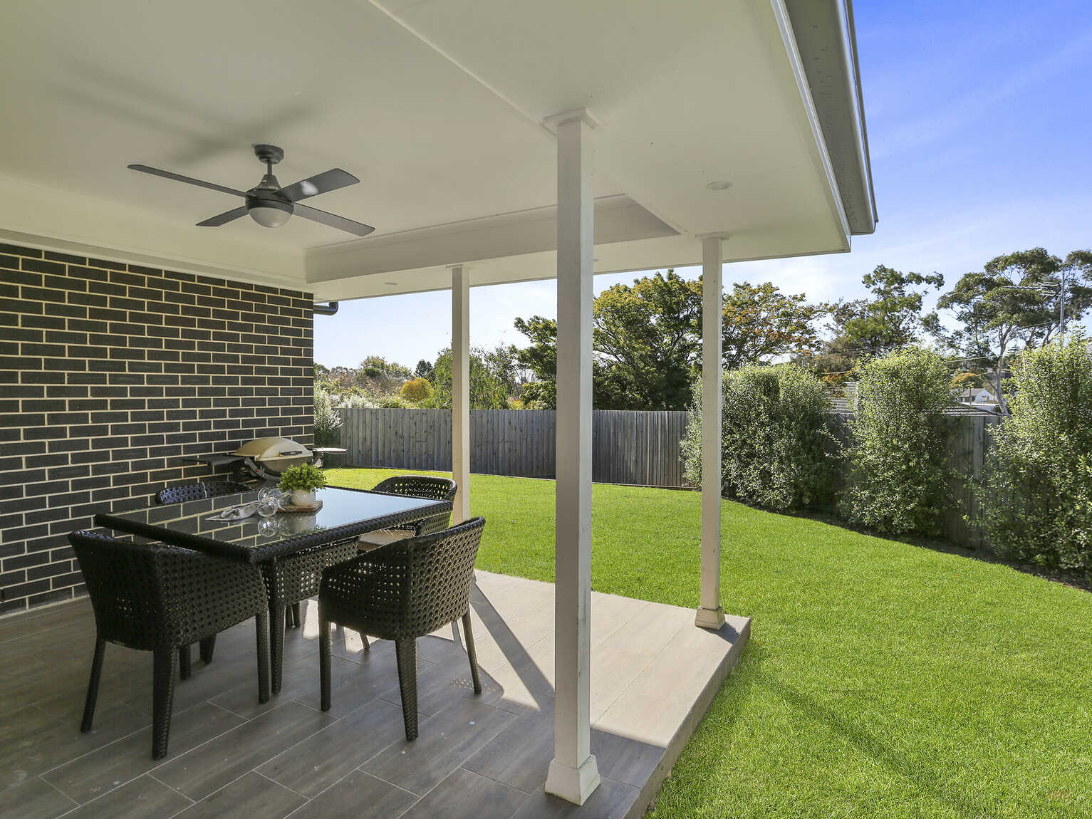 52 & 52a Yarrawa Street Moss Vale 52 & 52a Yarrawa Street Moss Vale