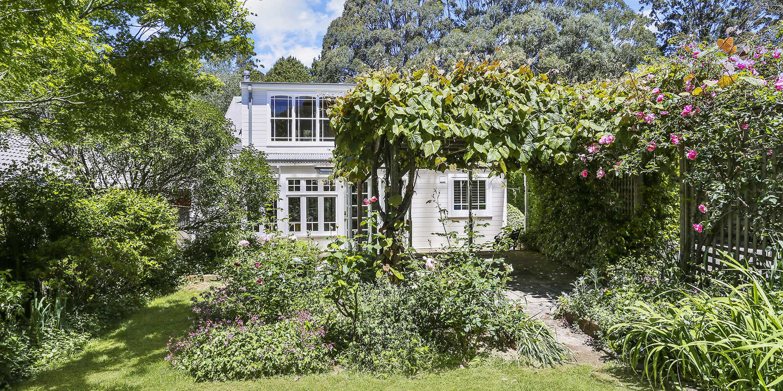 26 Charlotte Street Robertson 26 Charlotte Street Robertson
