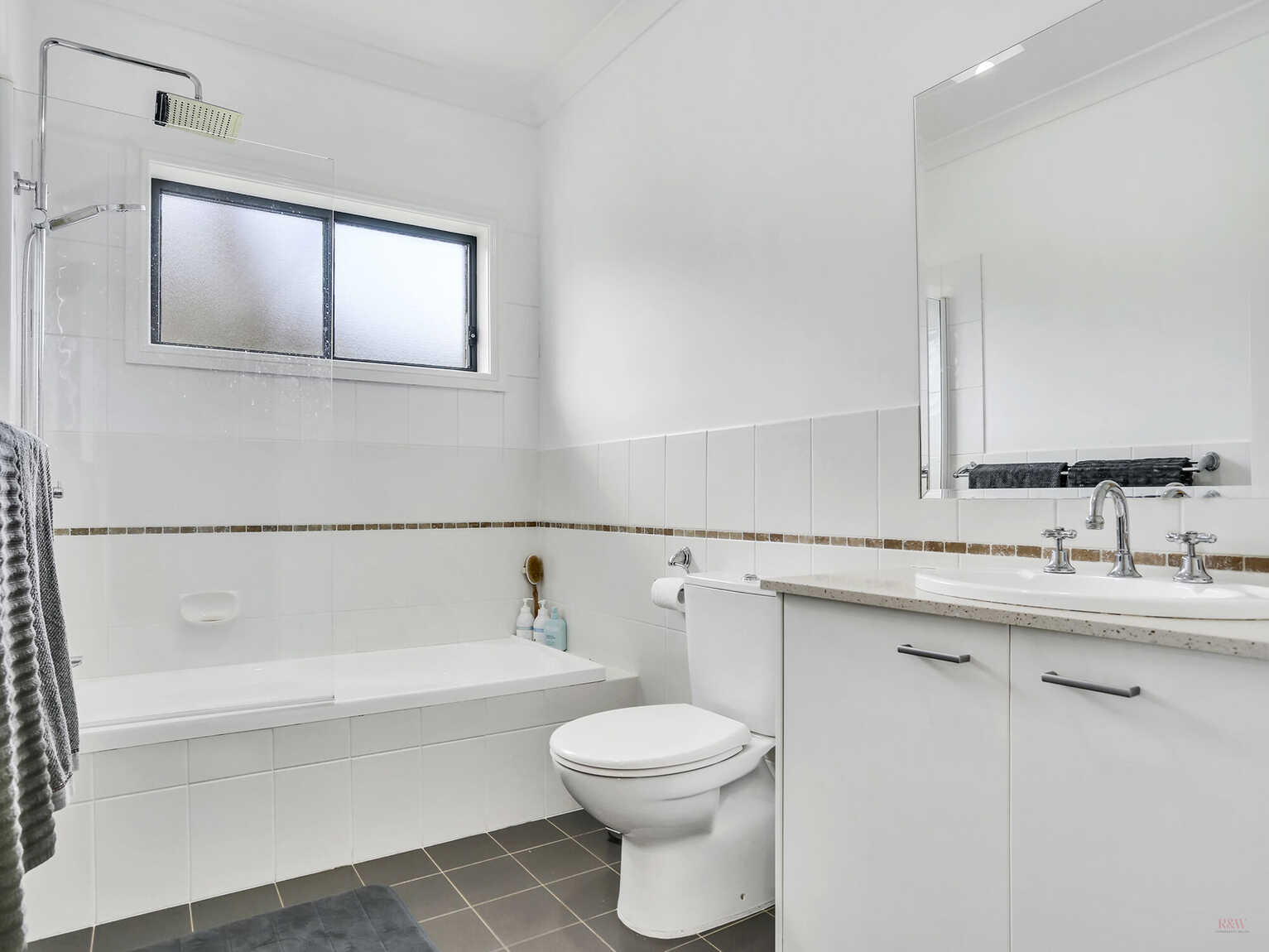 4/3 Suttor Road Moss Vale